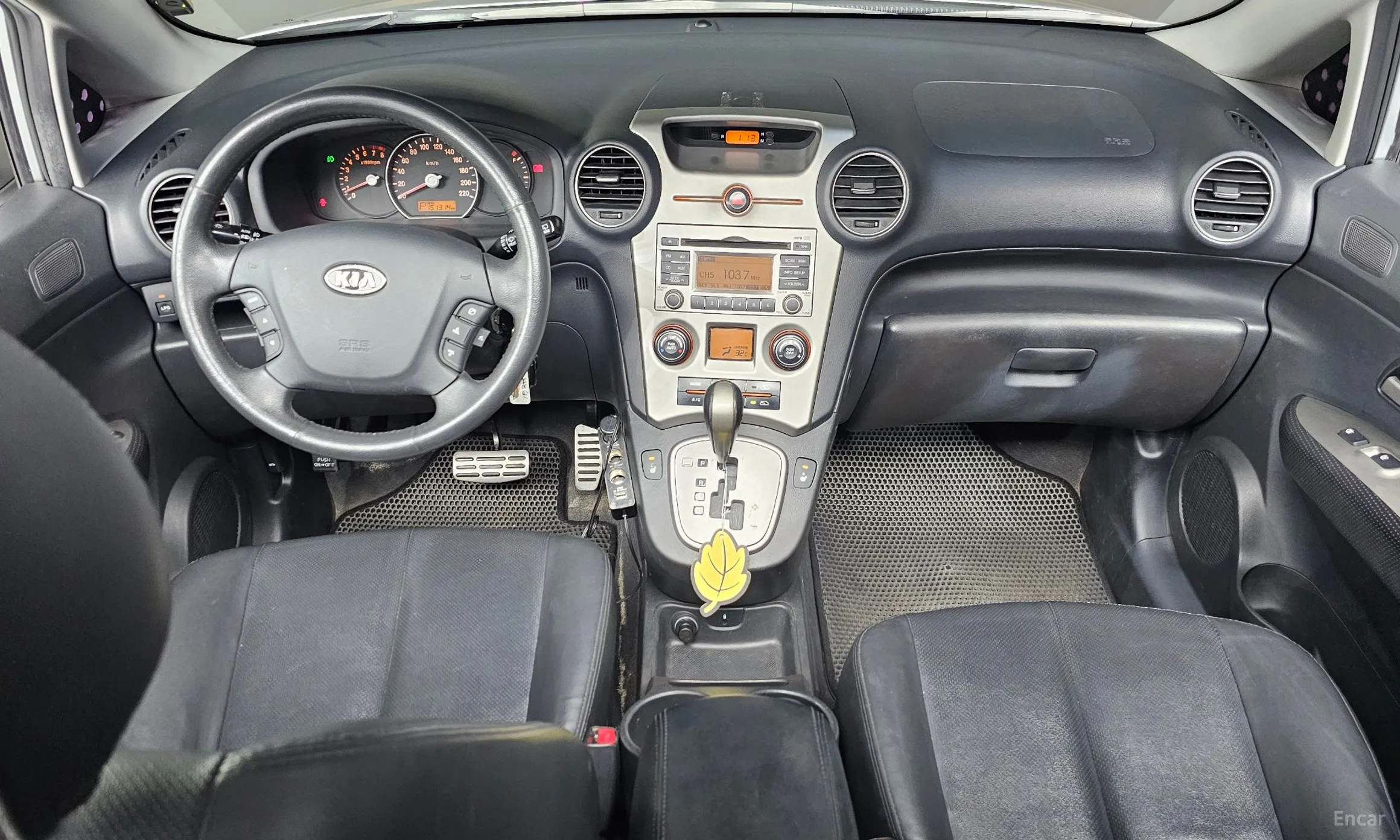 Kia Carens превью 4