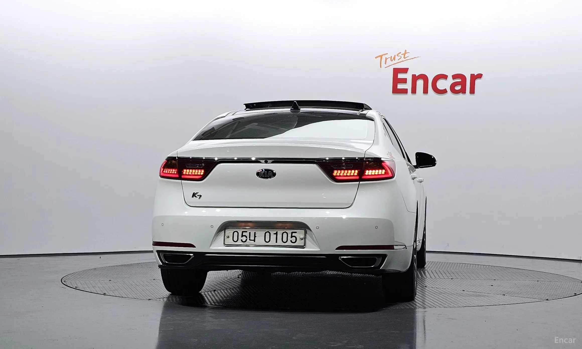Kia K7 превью 3