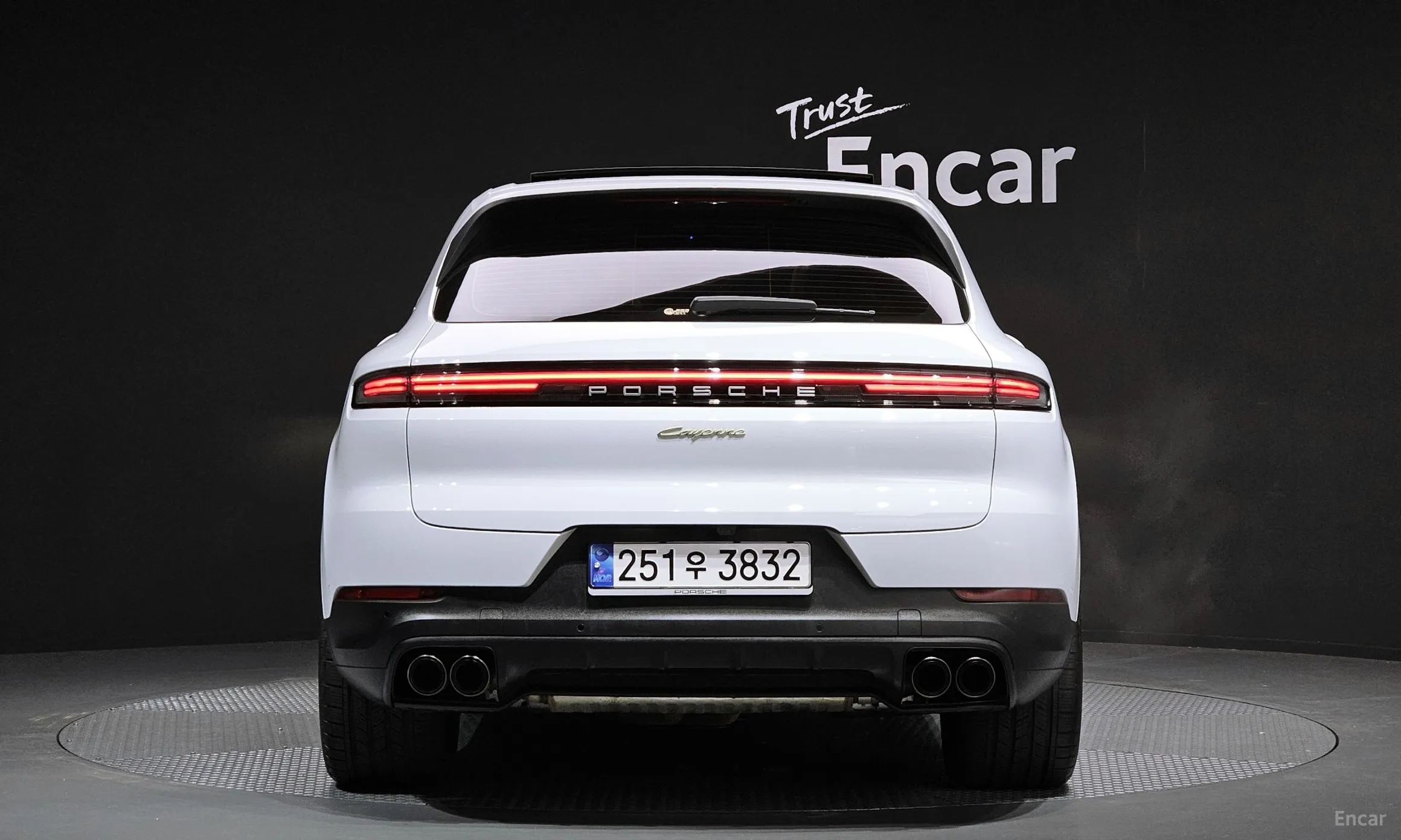 Porsche Cayenne (PO536) превью 3