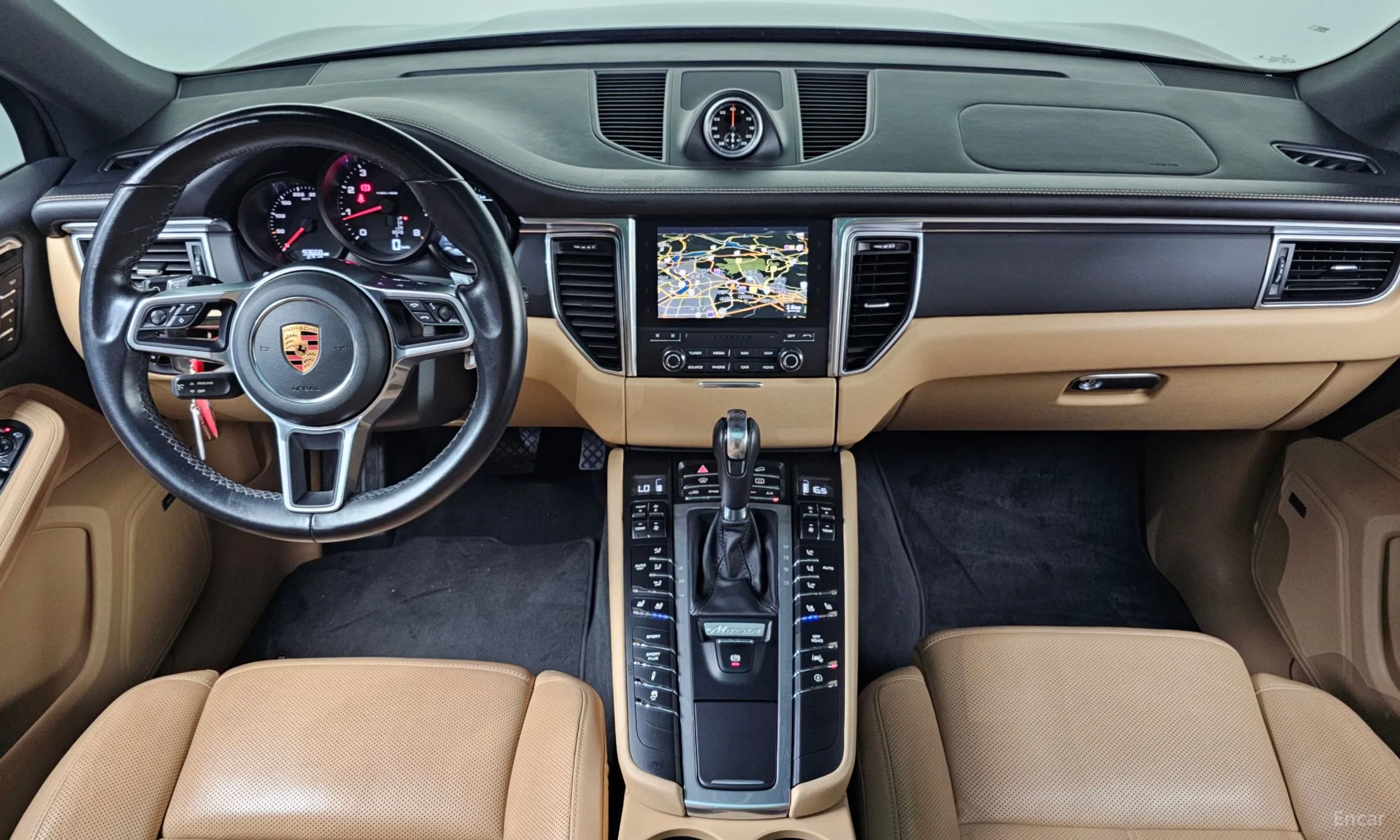 Porsche Macan превью 4