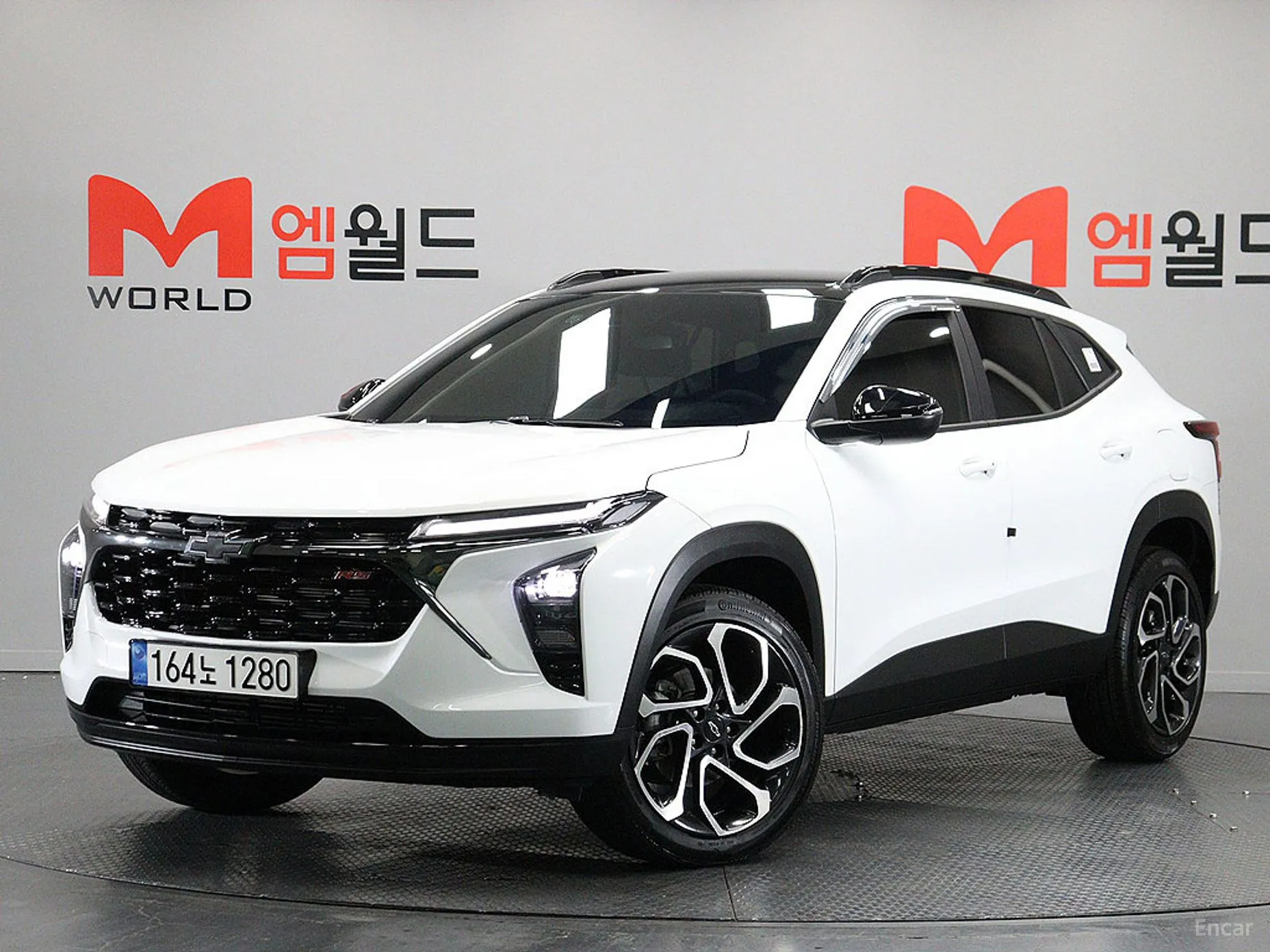 Trax Crossover