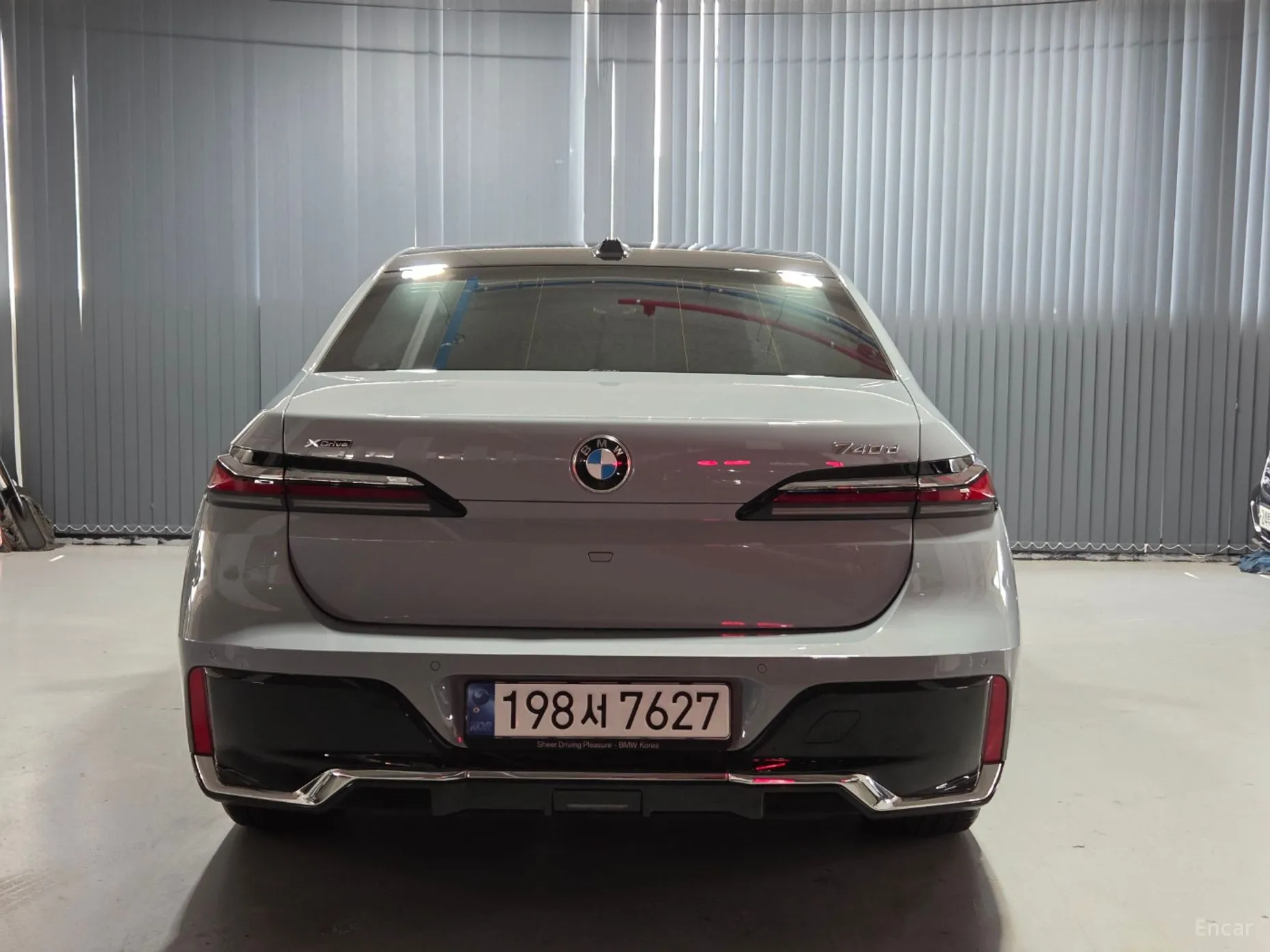BMW 7 Series (G70) превью 3