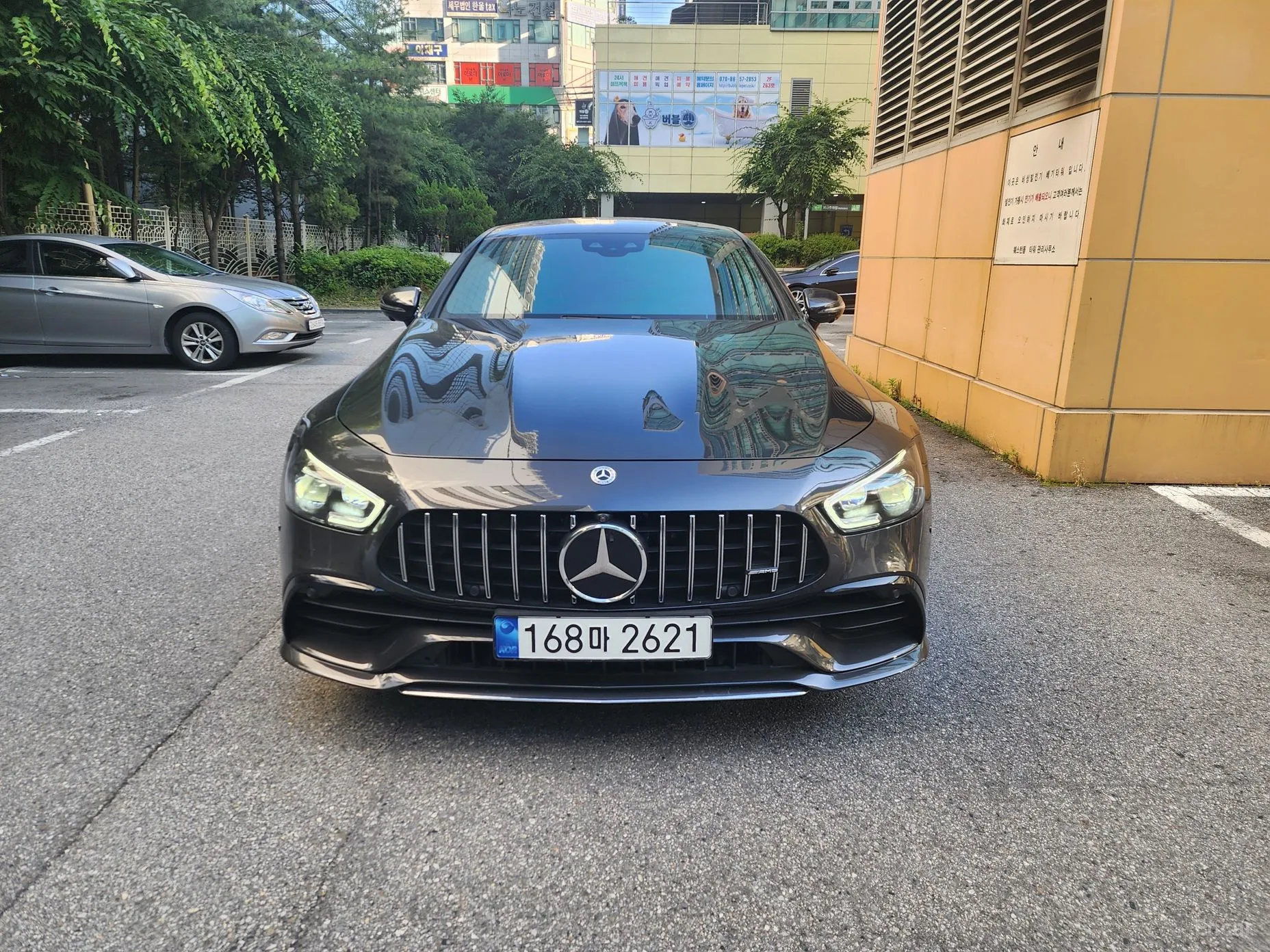 Mercedes Benz AMG GT