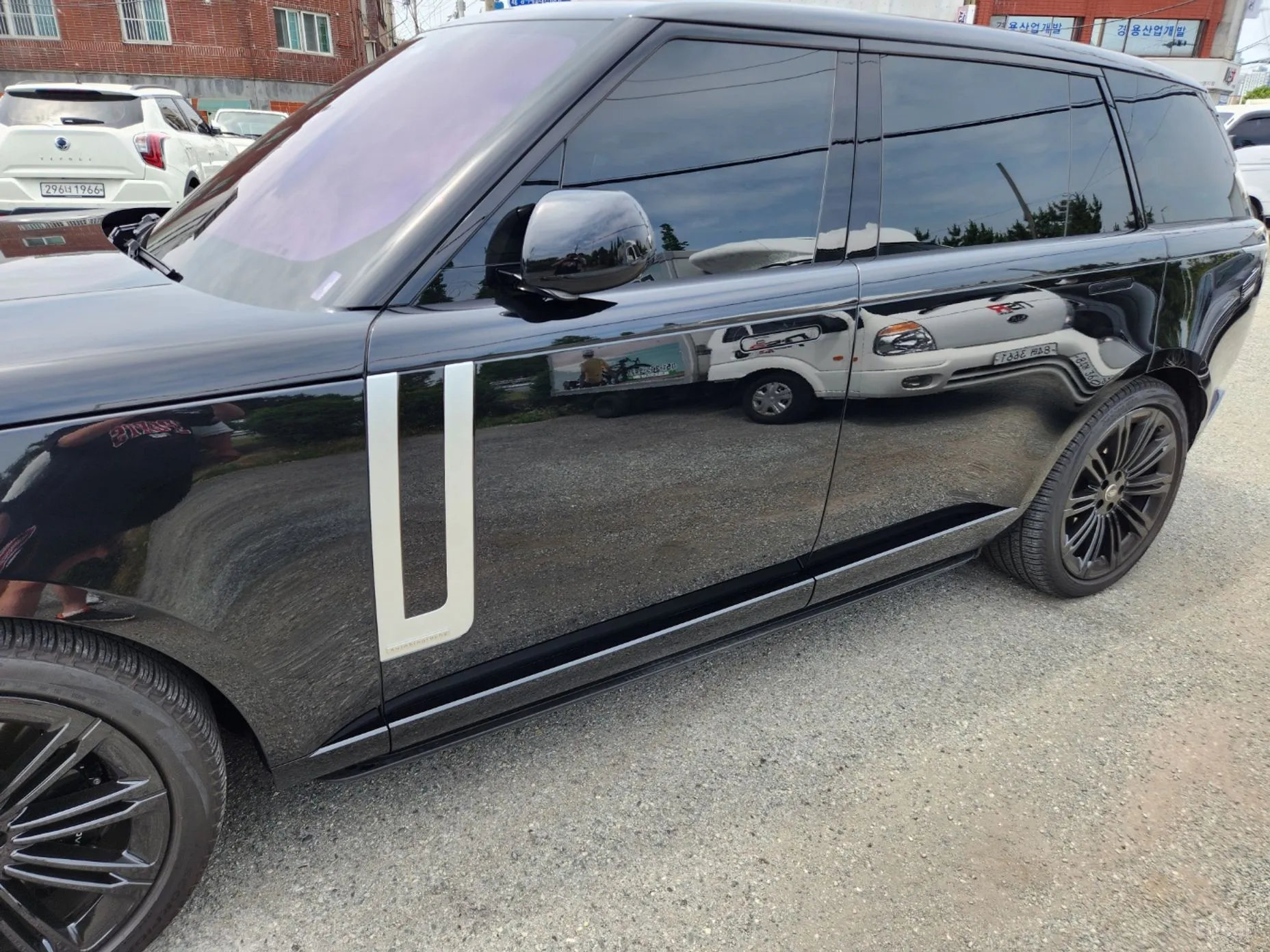 Land Rover Range Rover 5th Generation превью 3