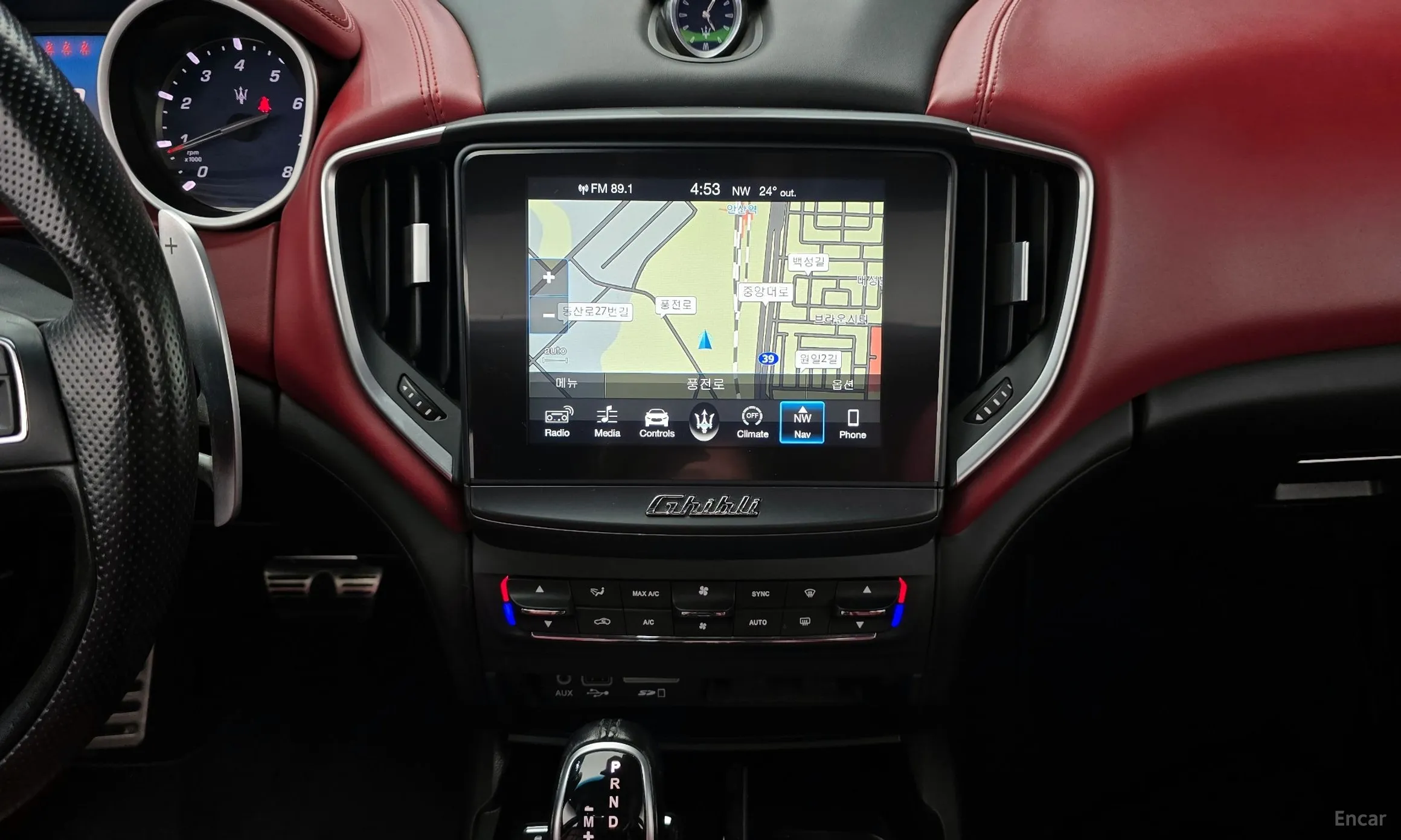 Maserati Ghibli превью 16