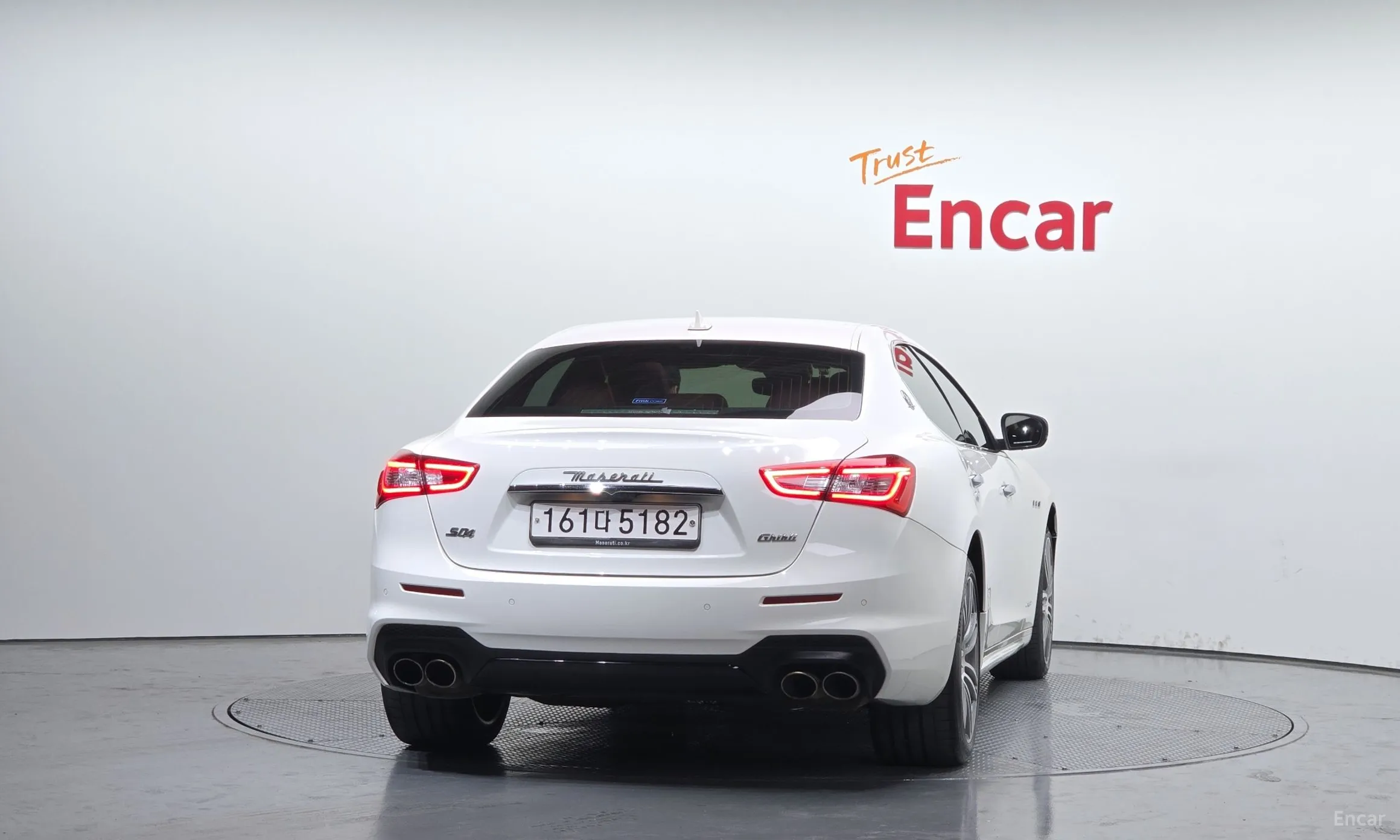Maserati Ghibli превью 4