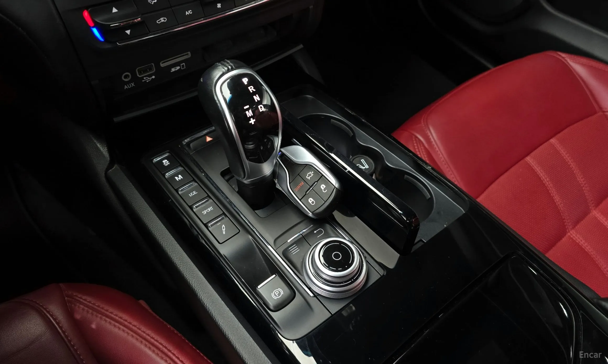 Maserati Ghibli превью 9