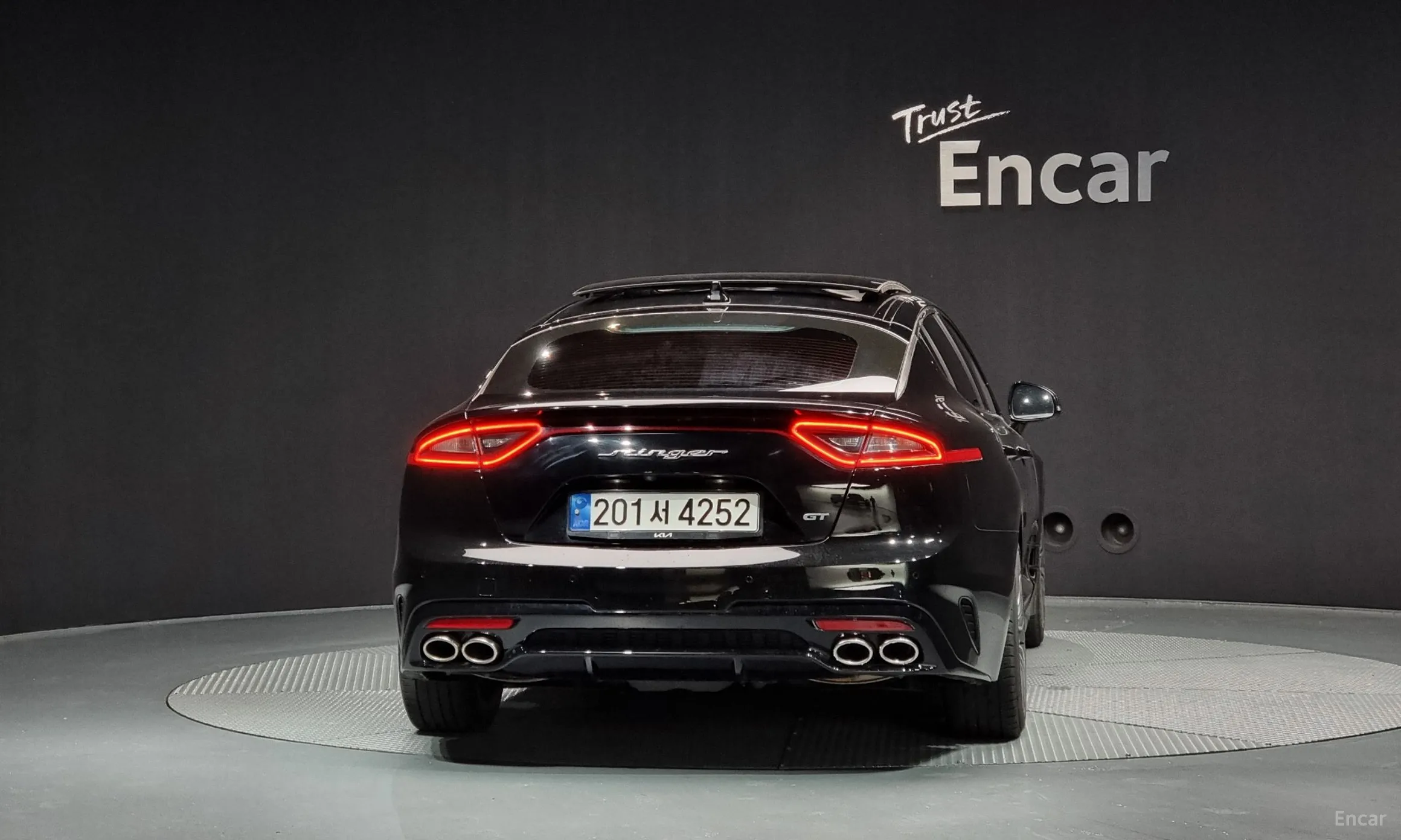 Kia Stinger превью 3