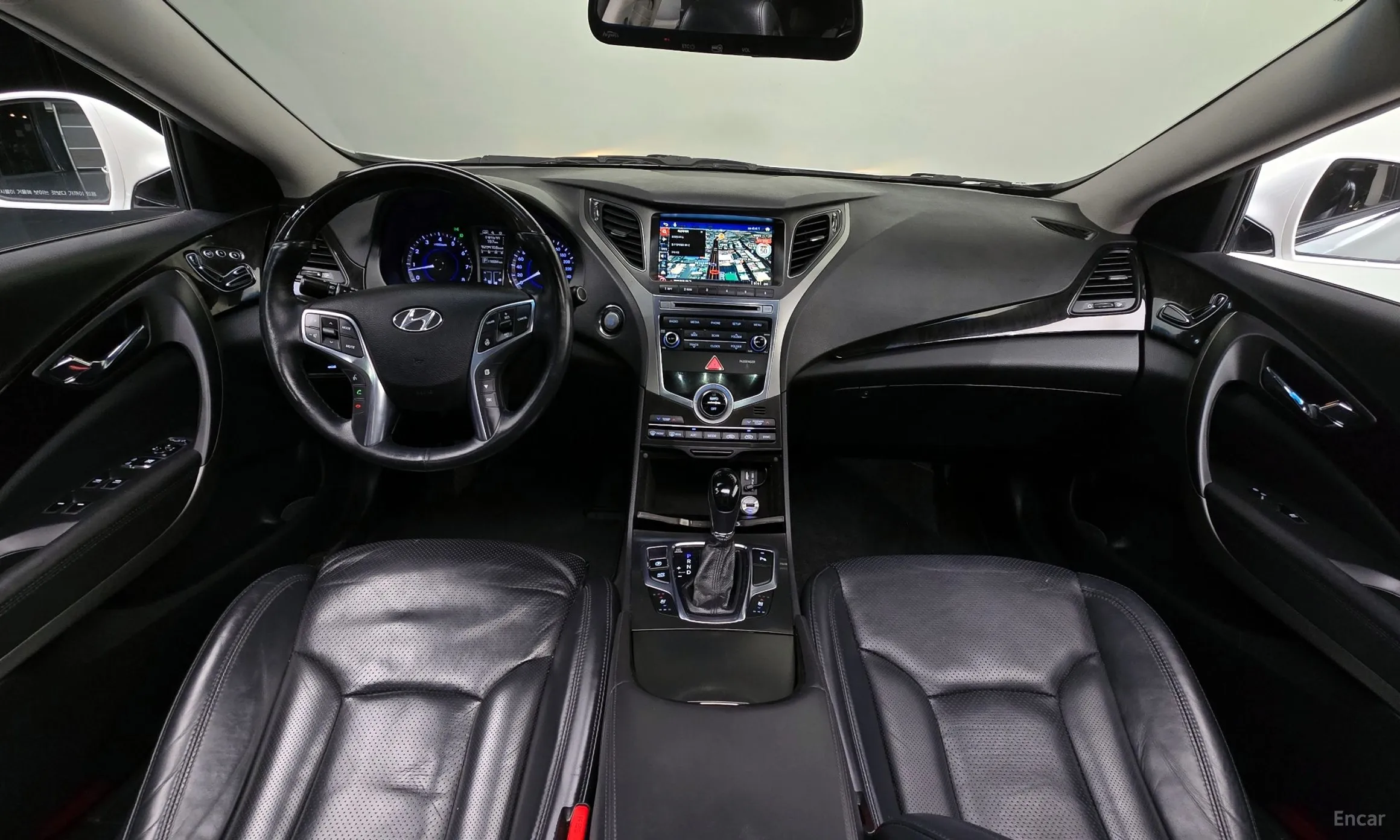 Hyundai Grandeur HG превью 4