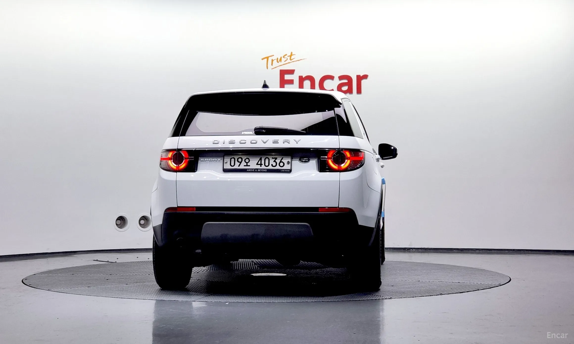 Land Rover Discovery Sports превью 3