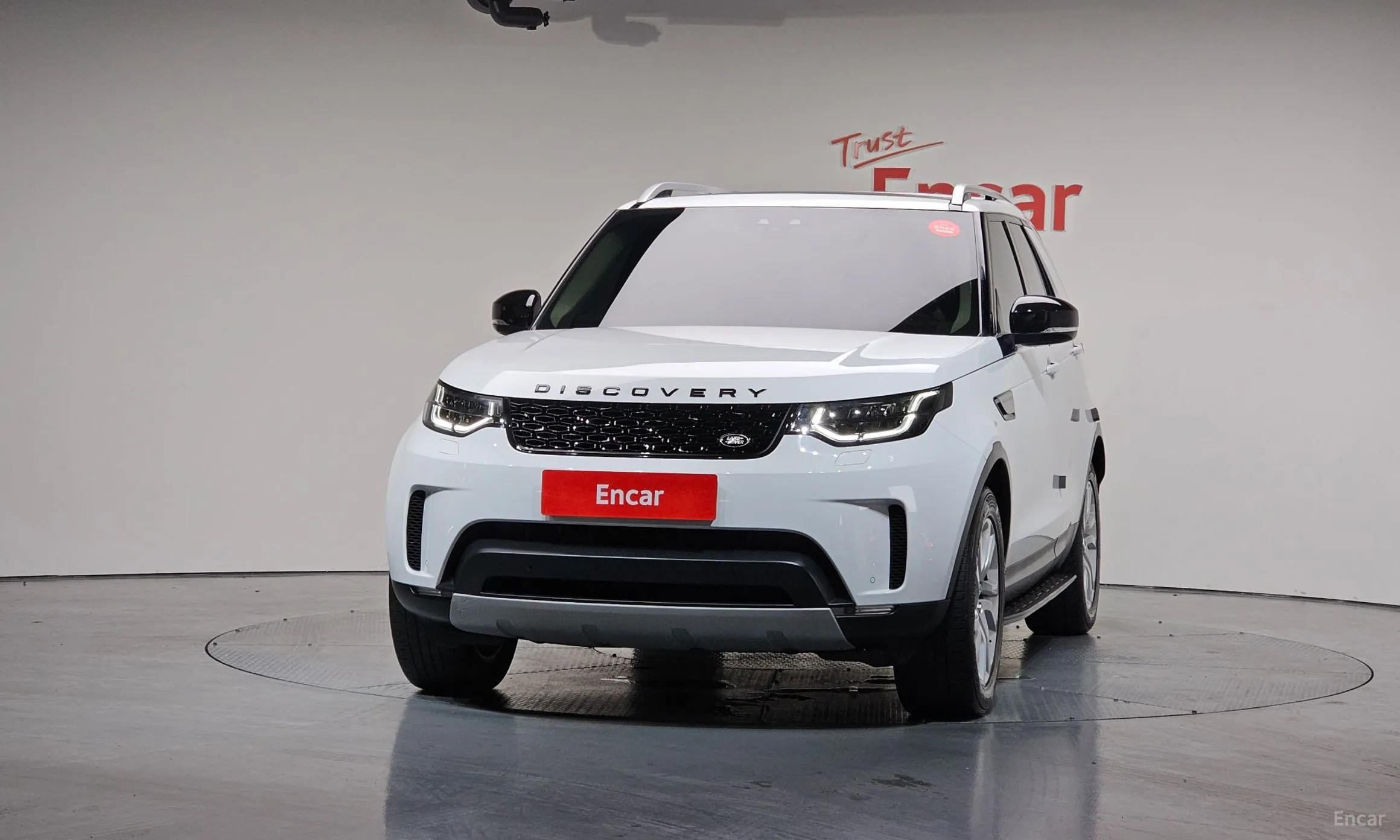 Land Rover Discovery 5 превью 2