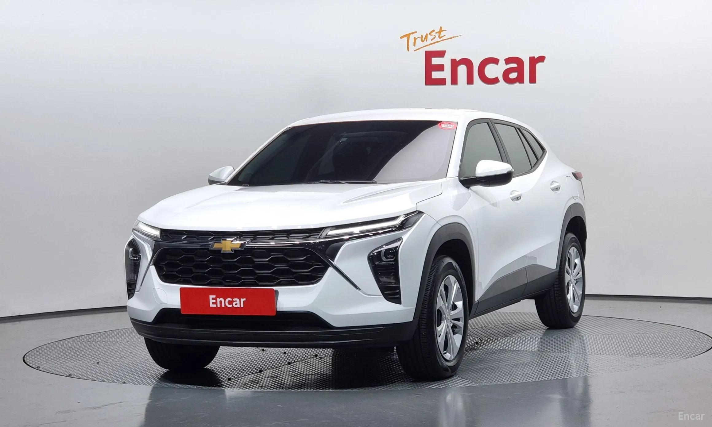 Trax Crossover