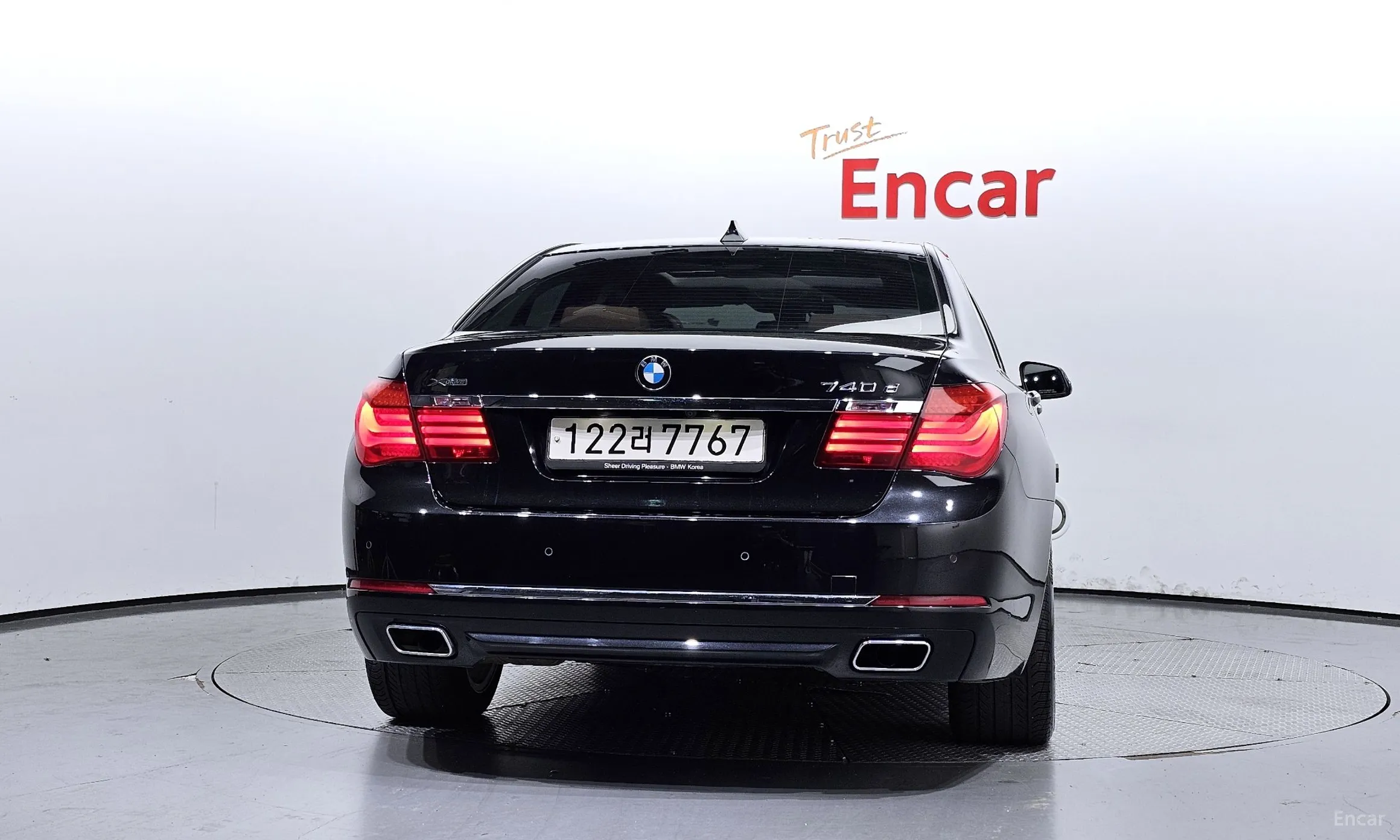 BMW 7 Series (F01) превью 3