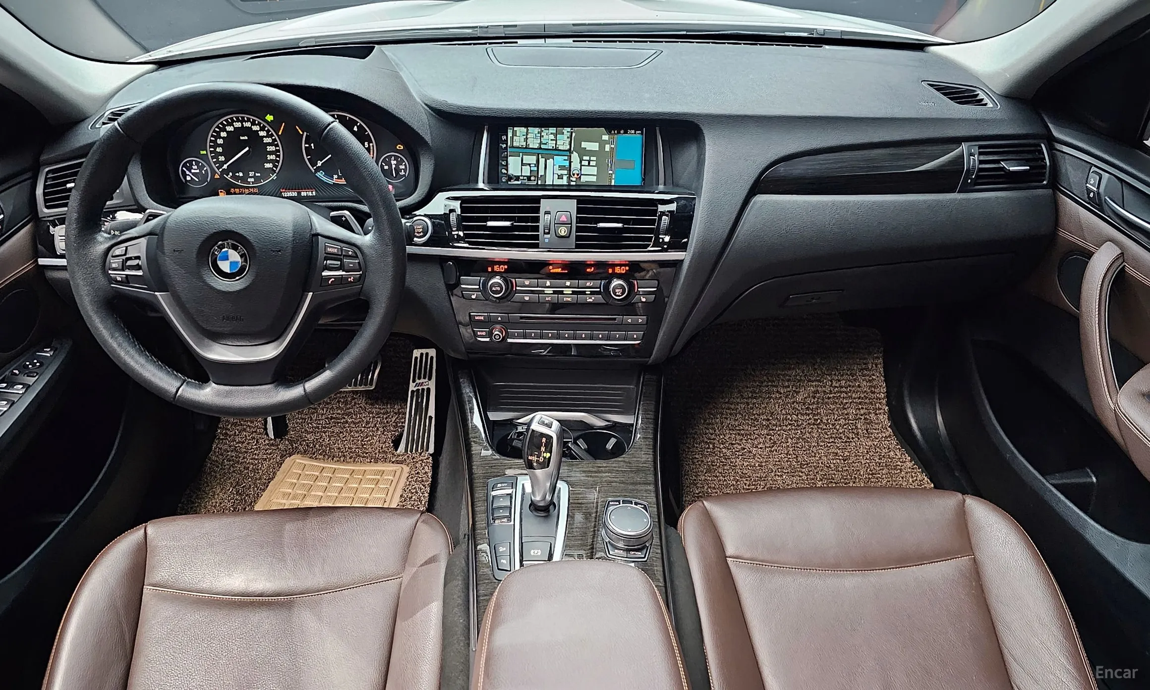 BMW X4 (F26) превью 4