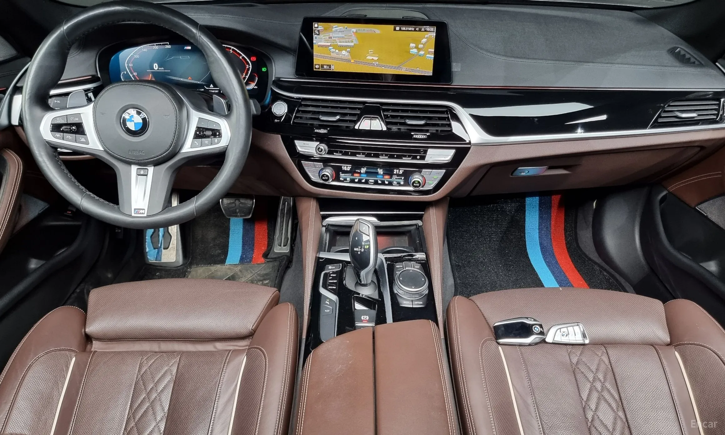 BMW 5 Series (G30) превью 4