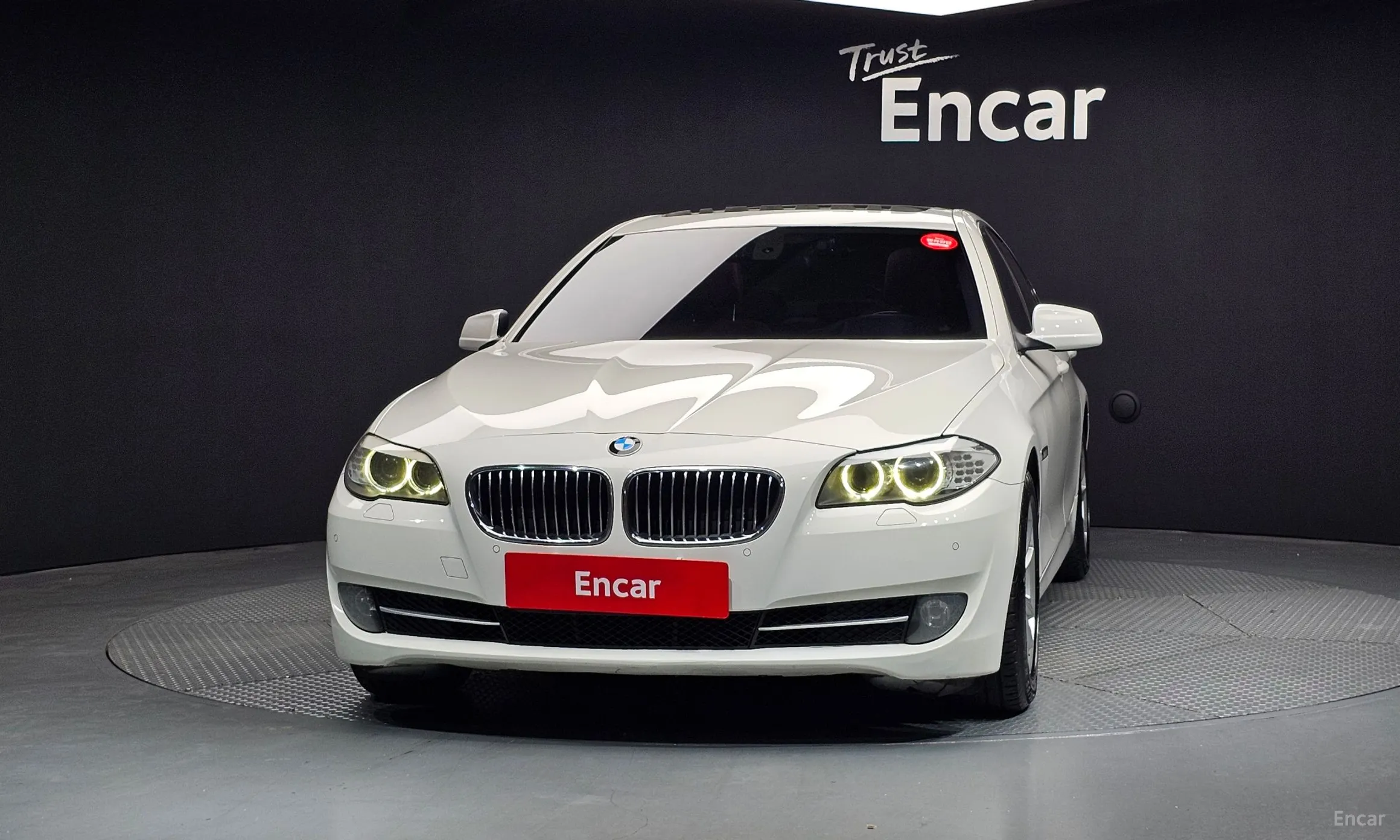 BMW 5 Series (F10) превью 2