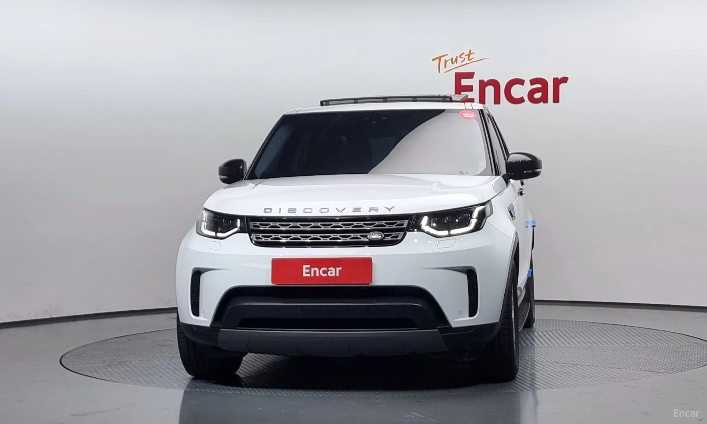 Land Rover Discovery 5 превью 2