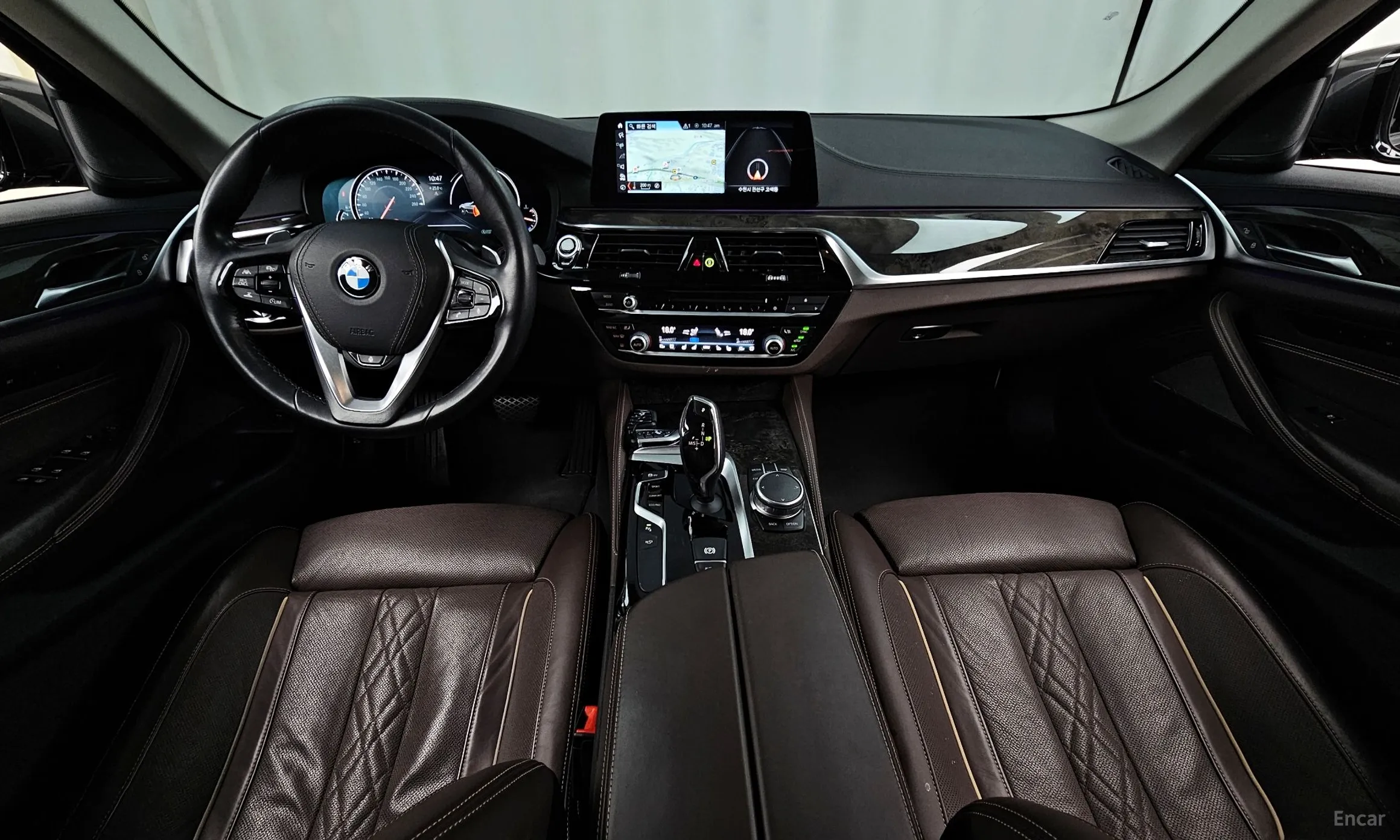 BMW 5 Series (G30) превью 4