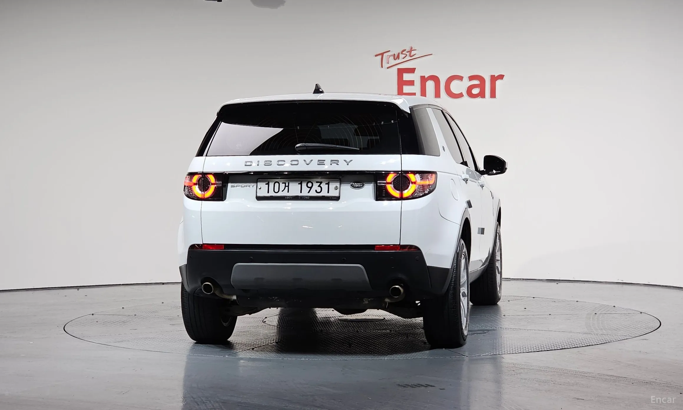 Land Rover Discovery Sports превью 3