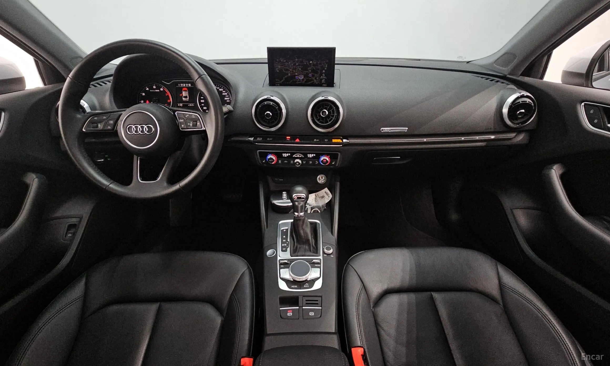 Audi New A3 превью 4