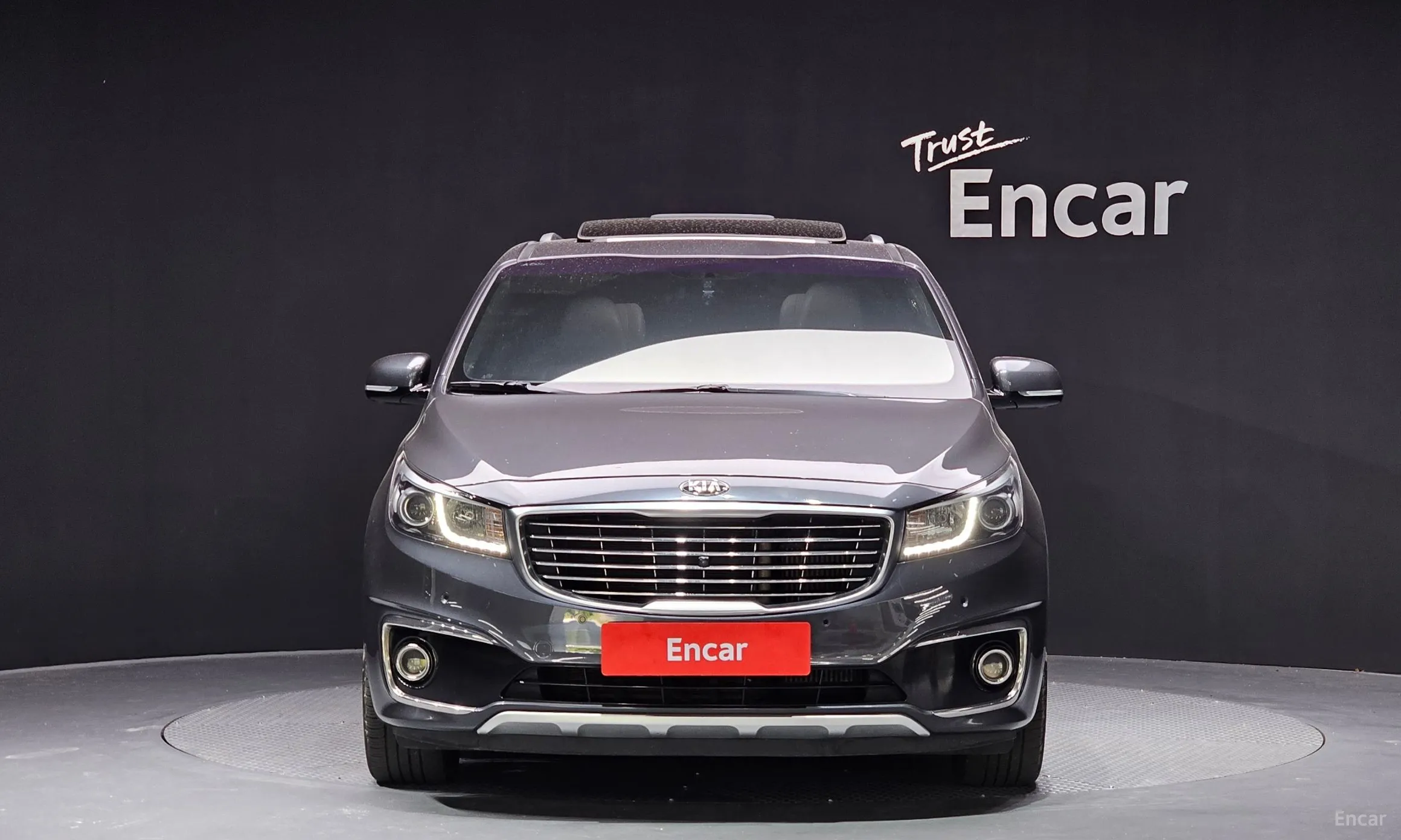 Kia Carnival превью 2
