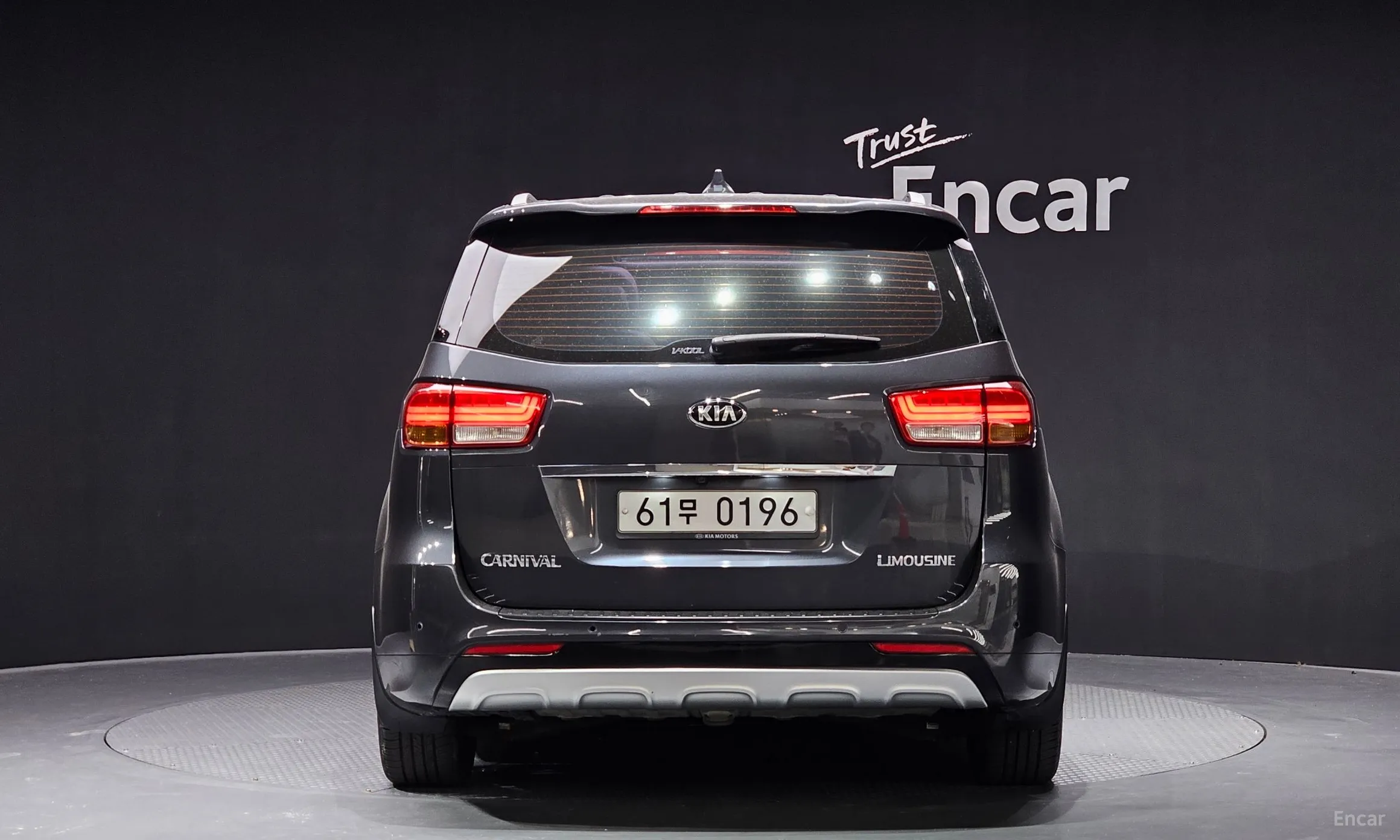 Kia Carnival превью 3