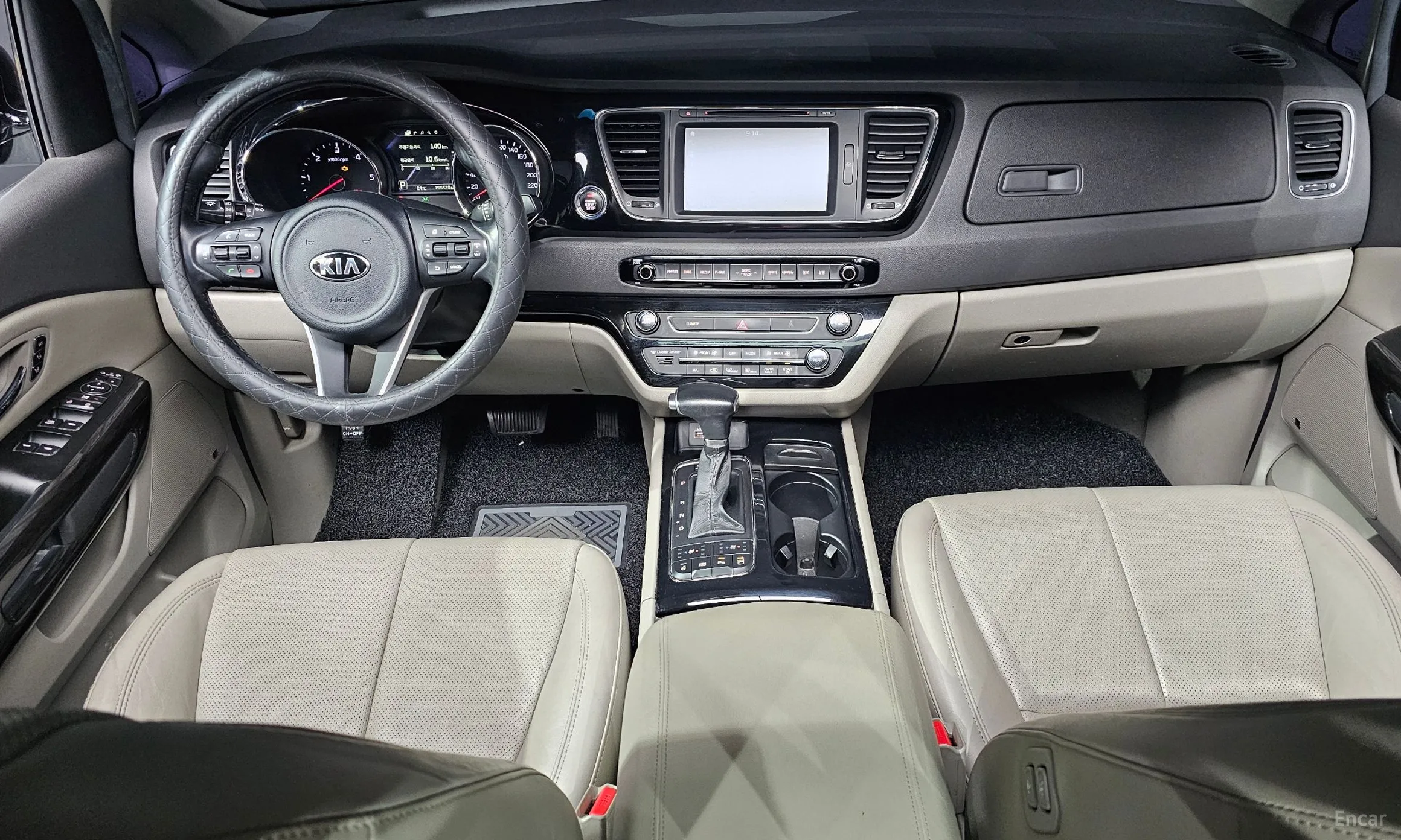 Kia Carnival превью 4