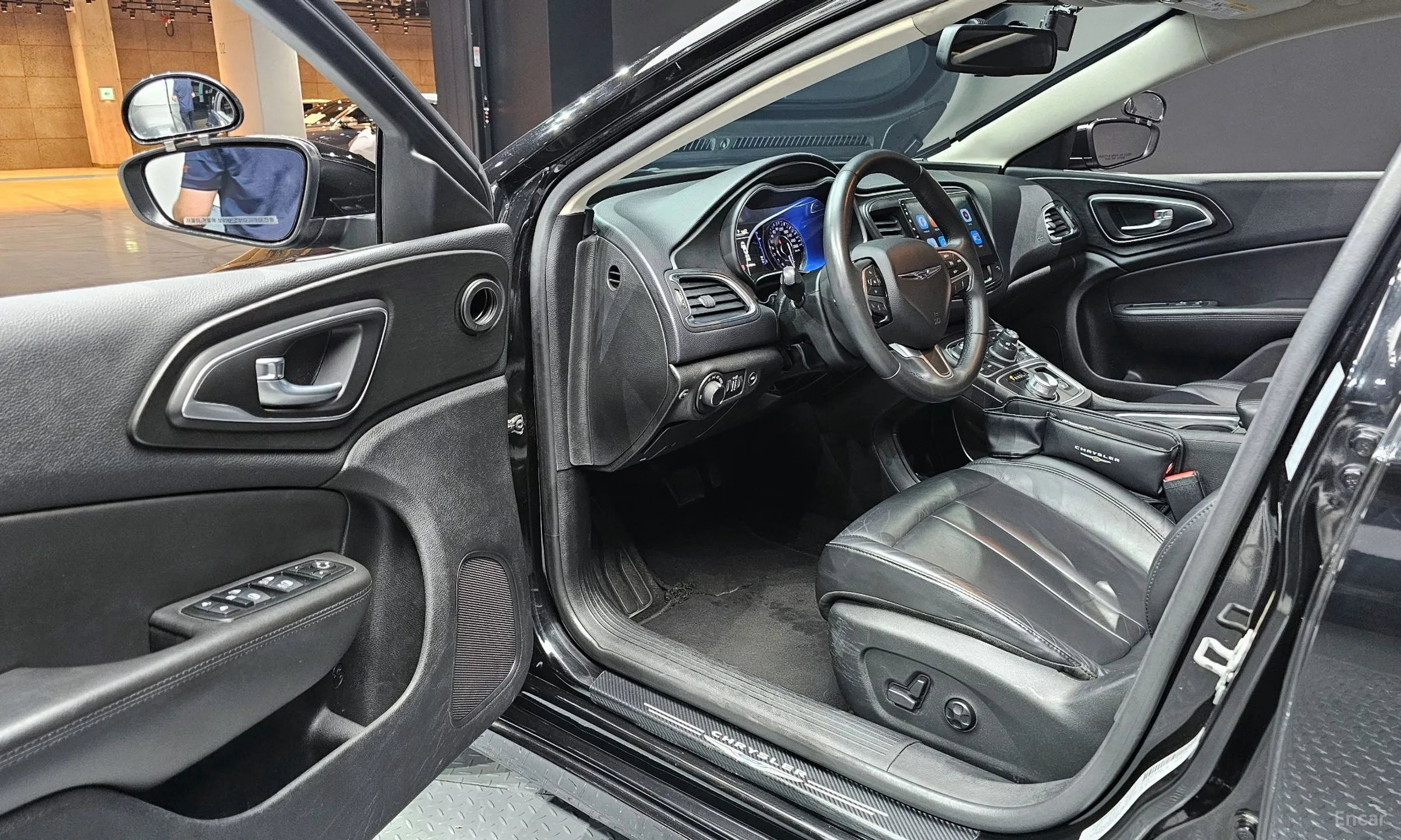 Chrysler 200 Second generation превью 11