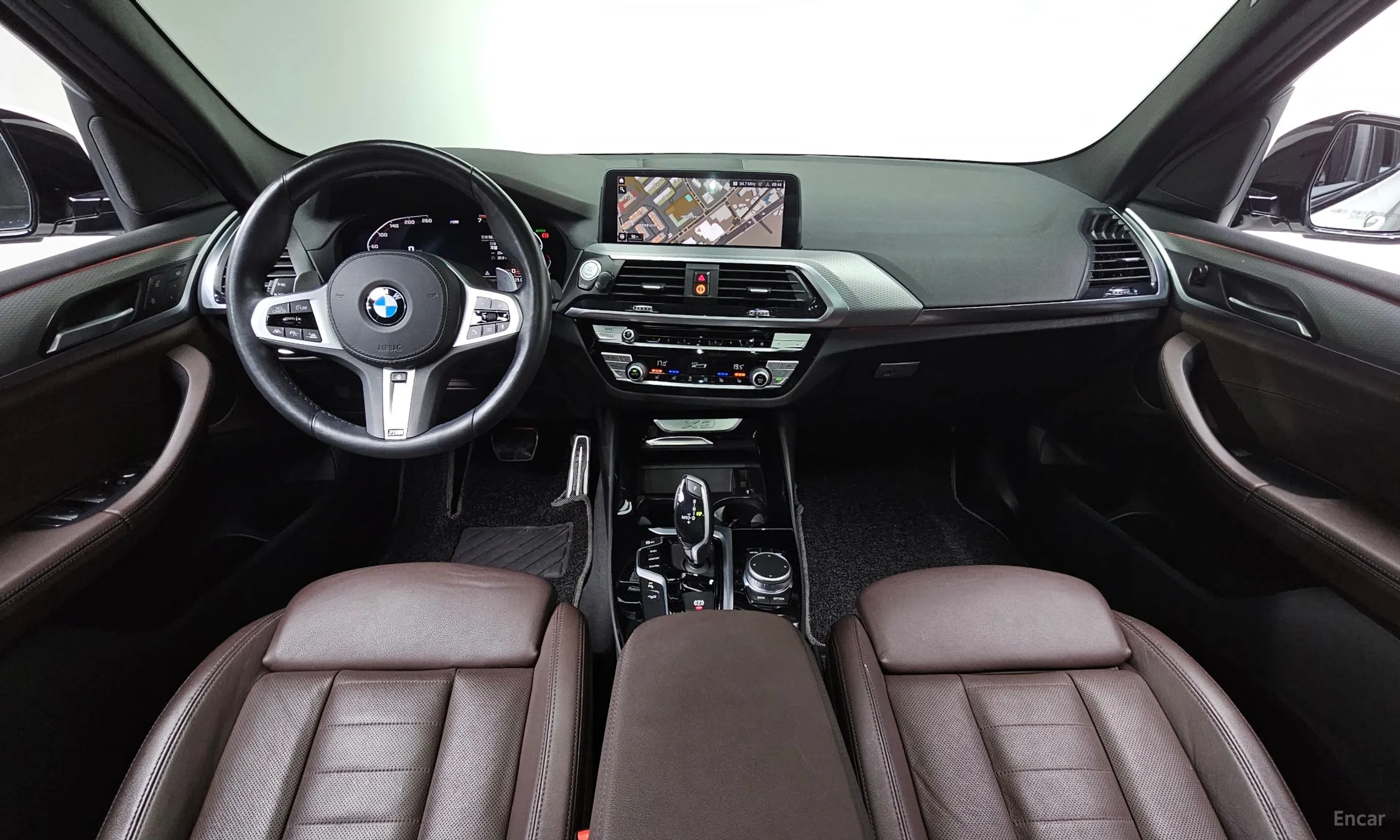 BMW X3 (G01) превью 4