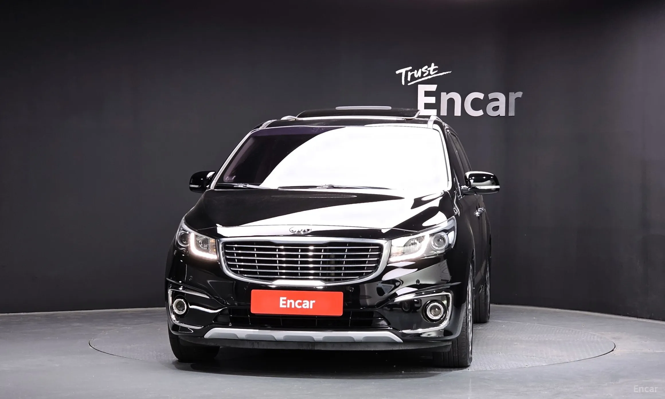 Kia Carnival превью 2