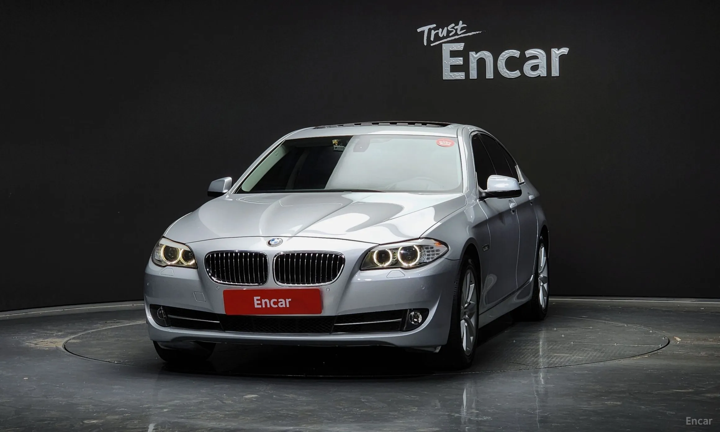 BMW 5 Series (F10) превью 2