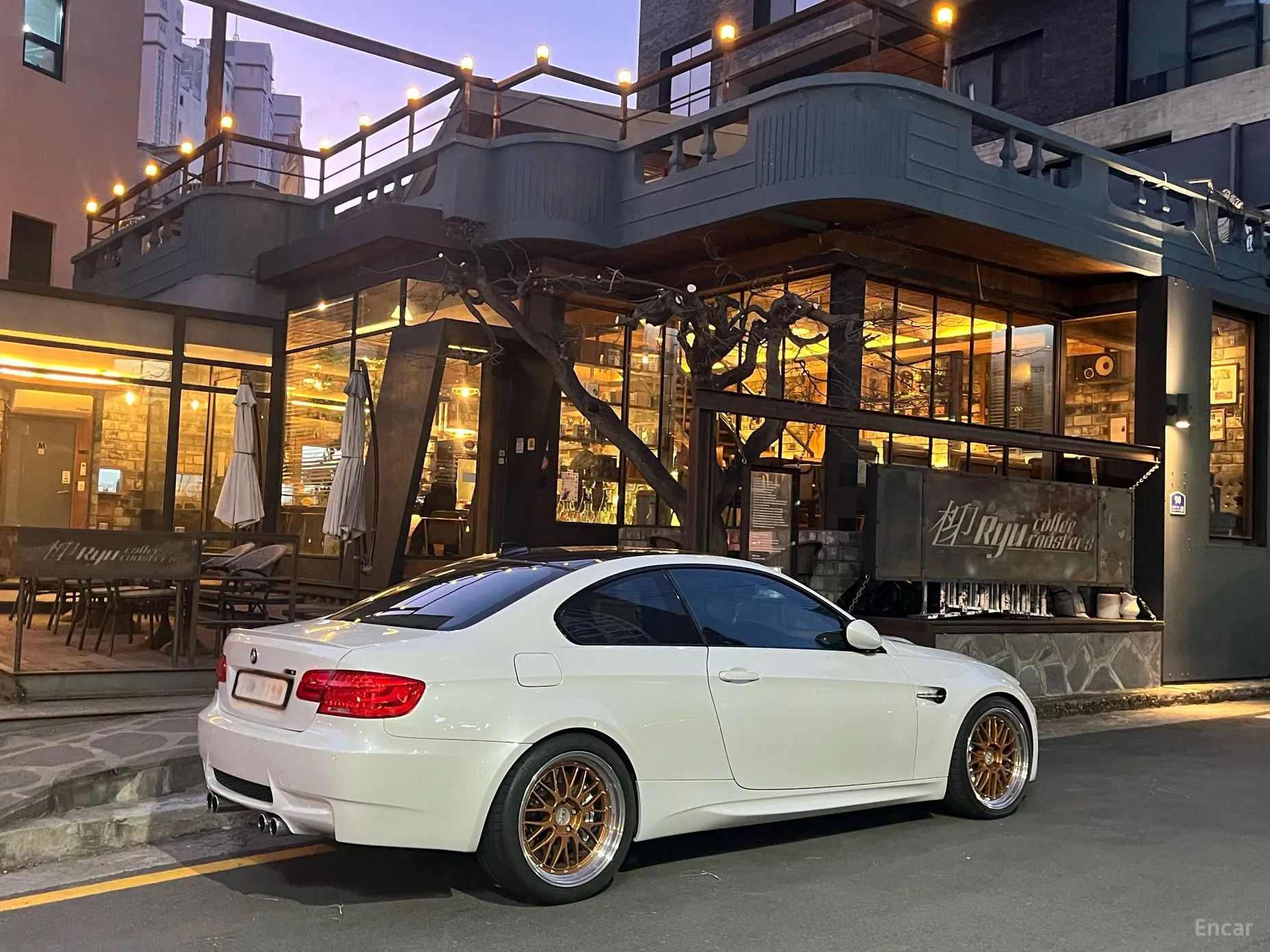 BMW M3 (E90)