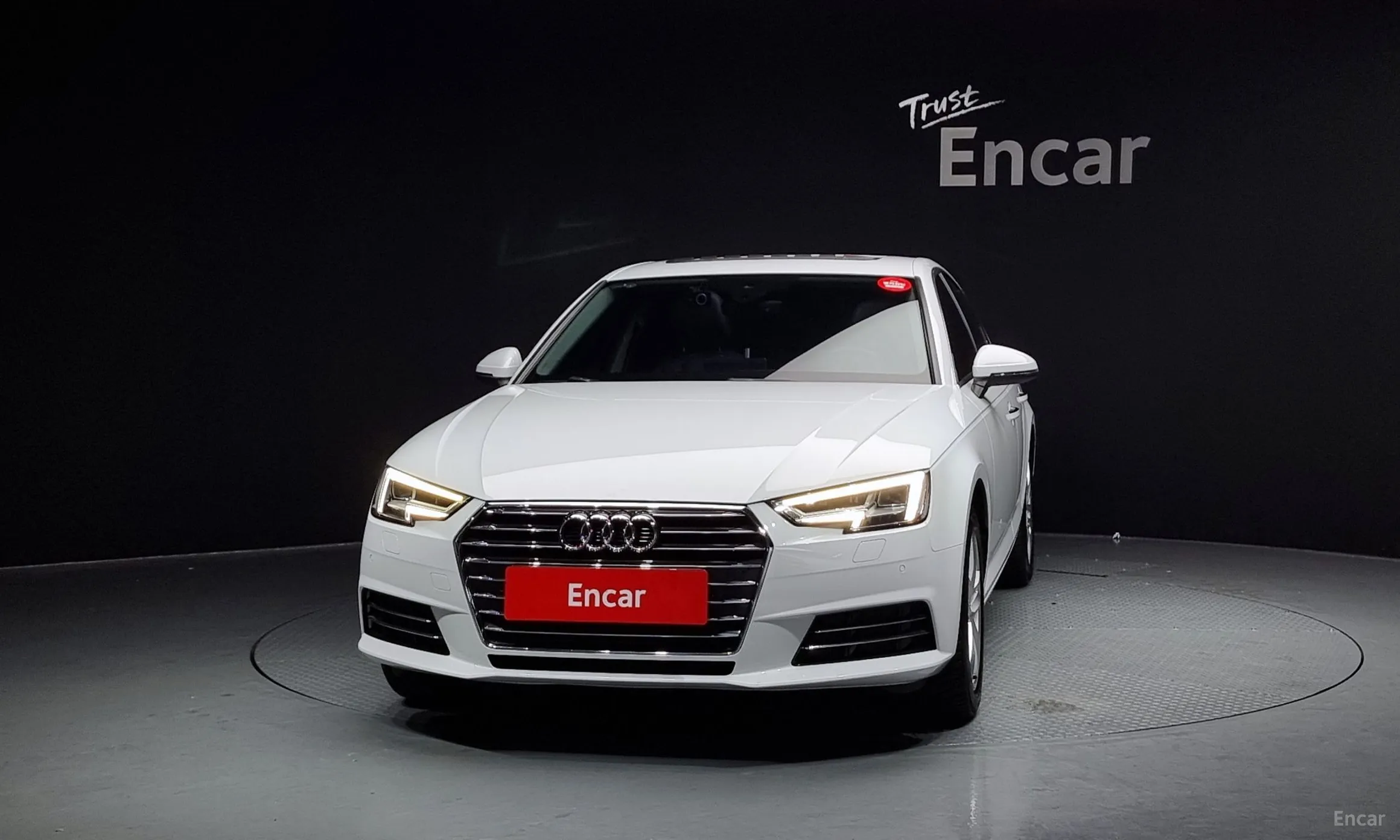 Audi A4 (B9) превью 2