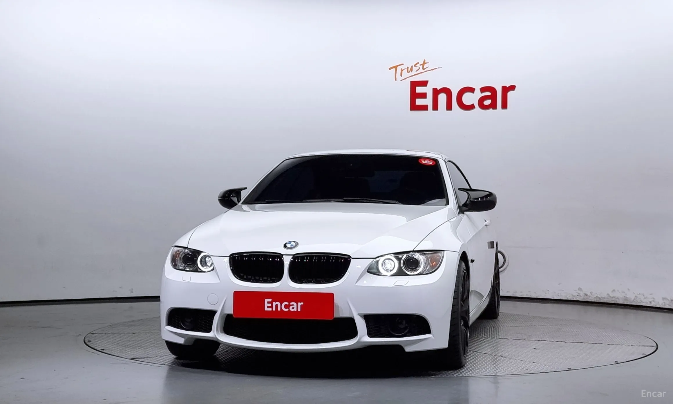 BMW 3 Series (E90) превью 2