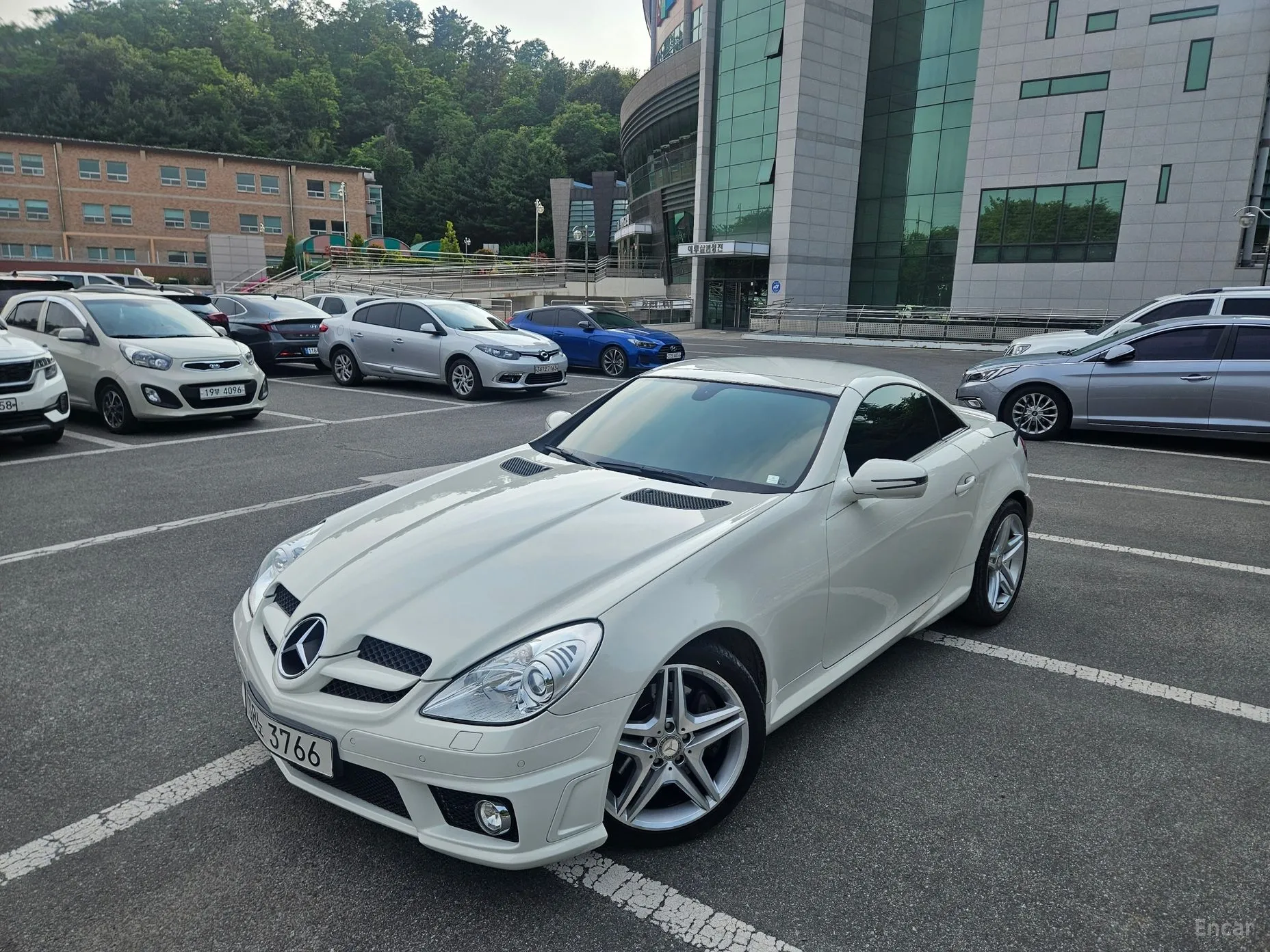 Mercedes Benz New SLK-Class