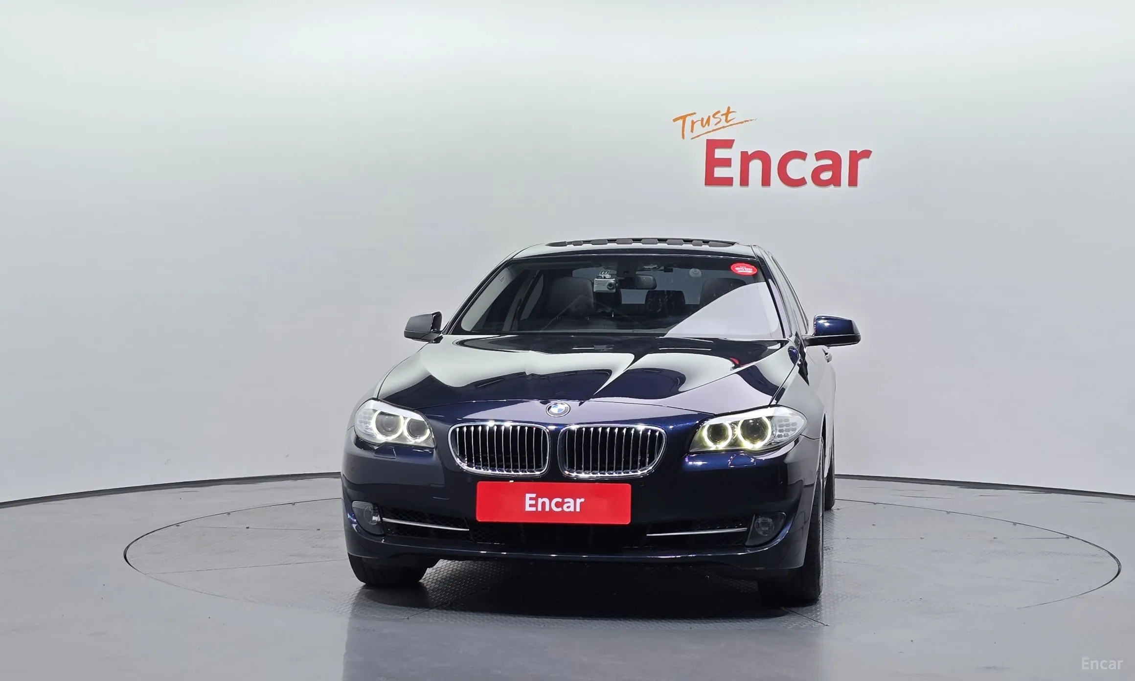 BMW 5 Series (F10) превью 2