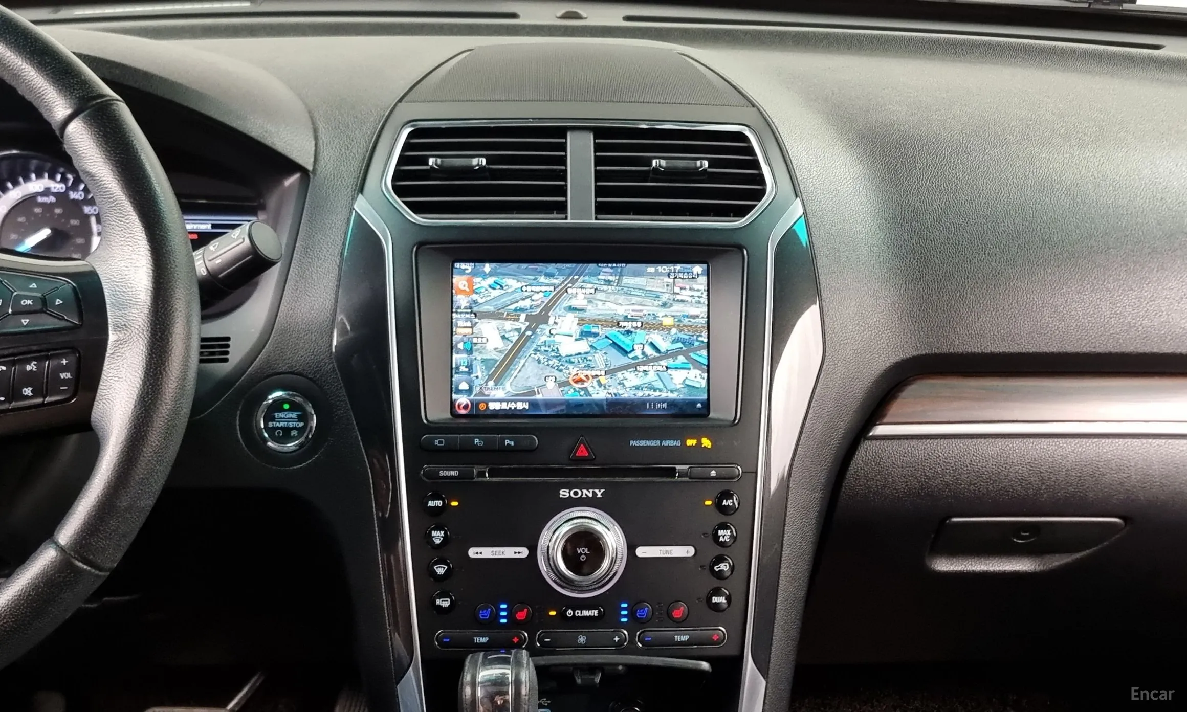 Ford Explorer превью 14