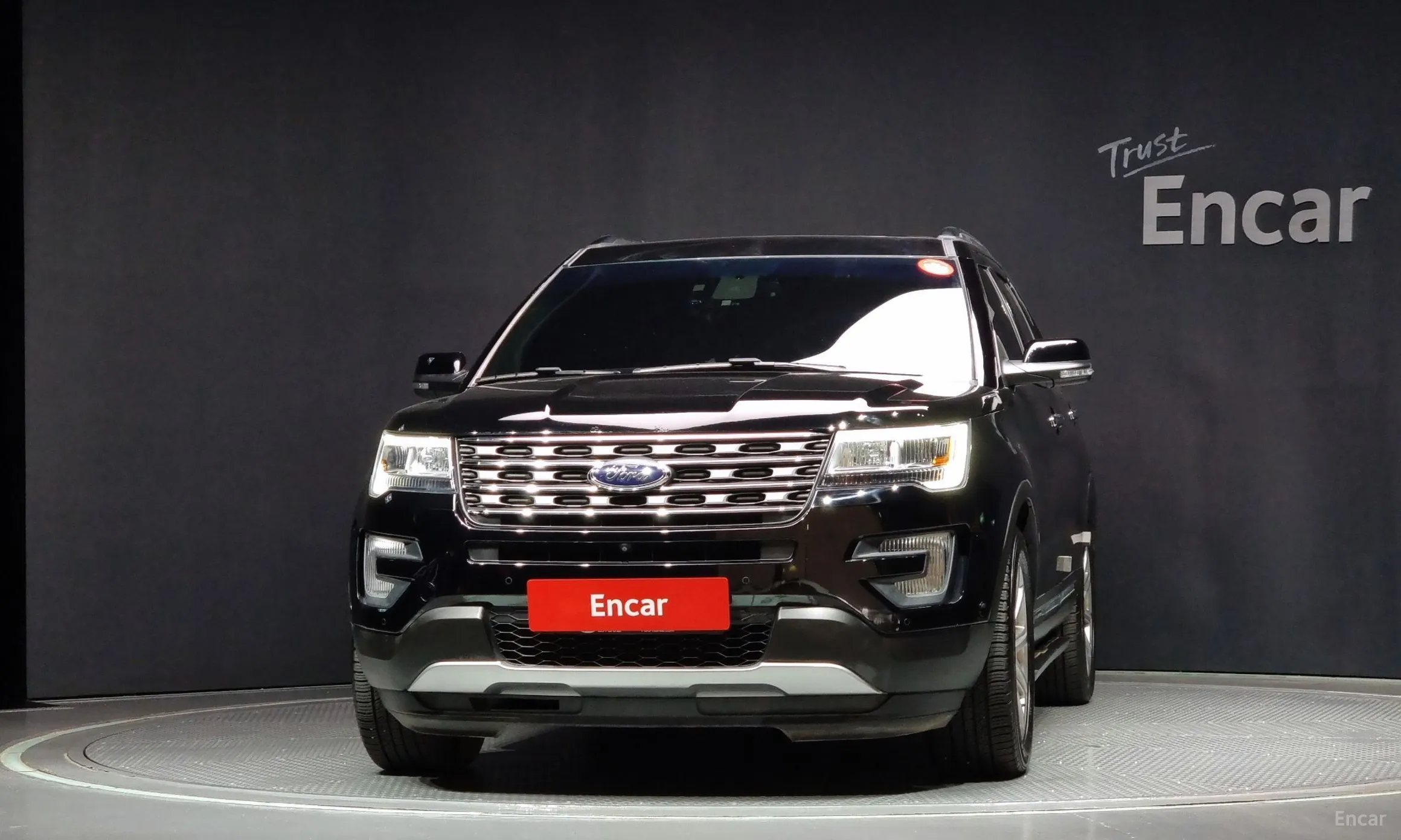Ford Explorer превью 3
