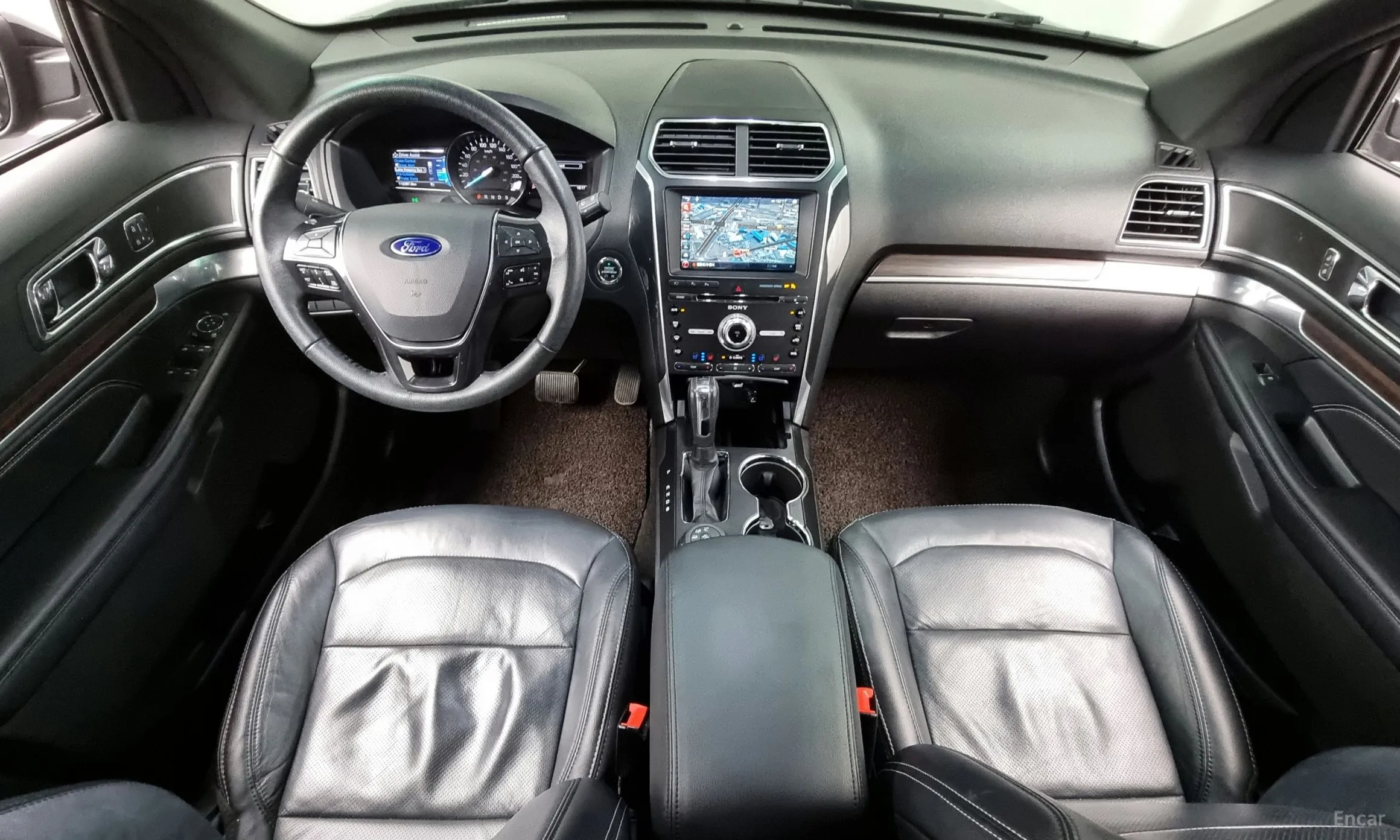 Ford Explorer превью 7