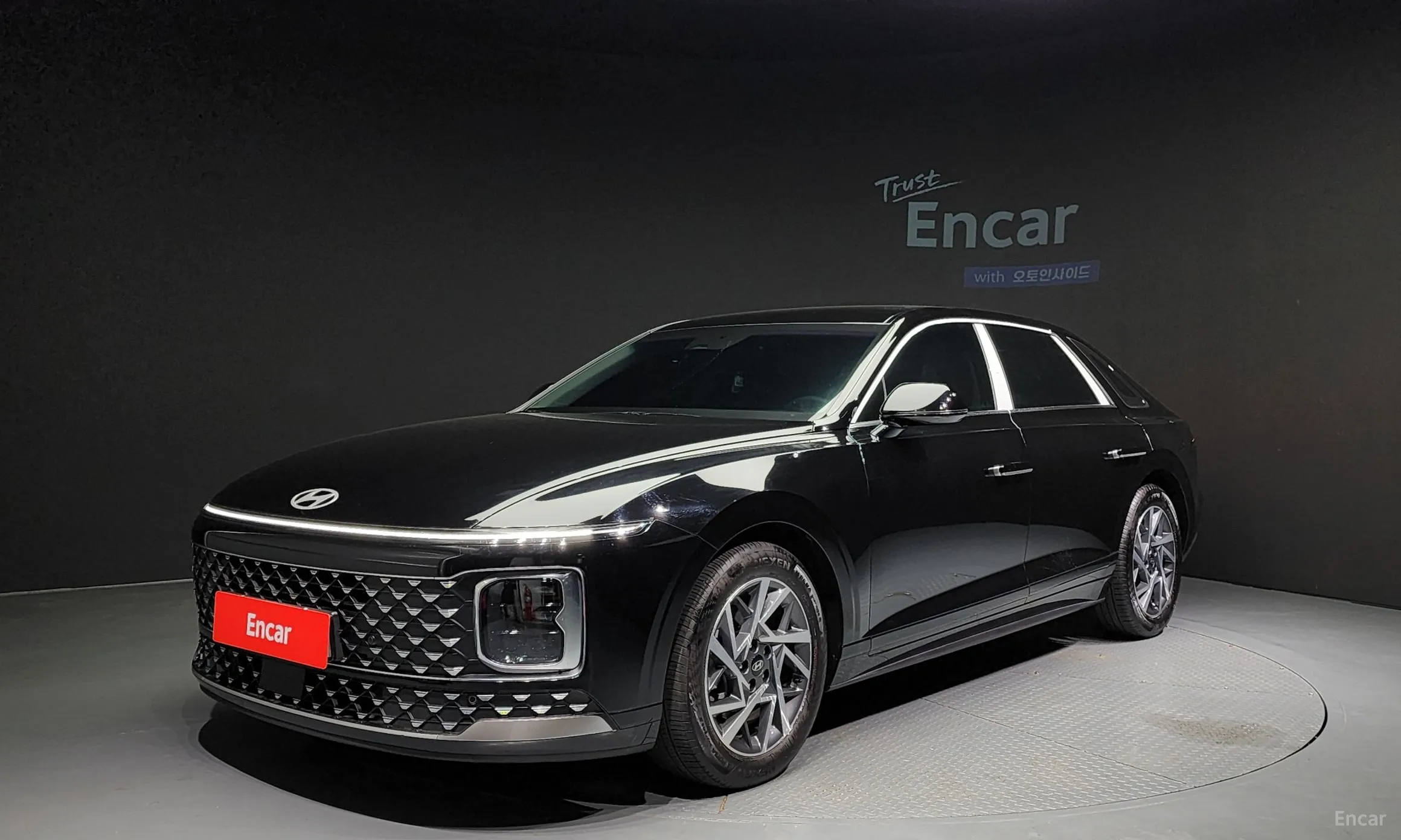 Hyundai Grandeur (GN7)