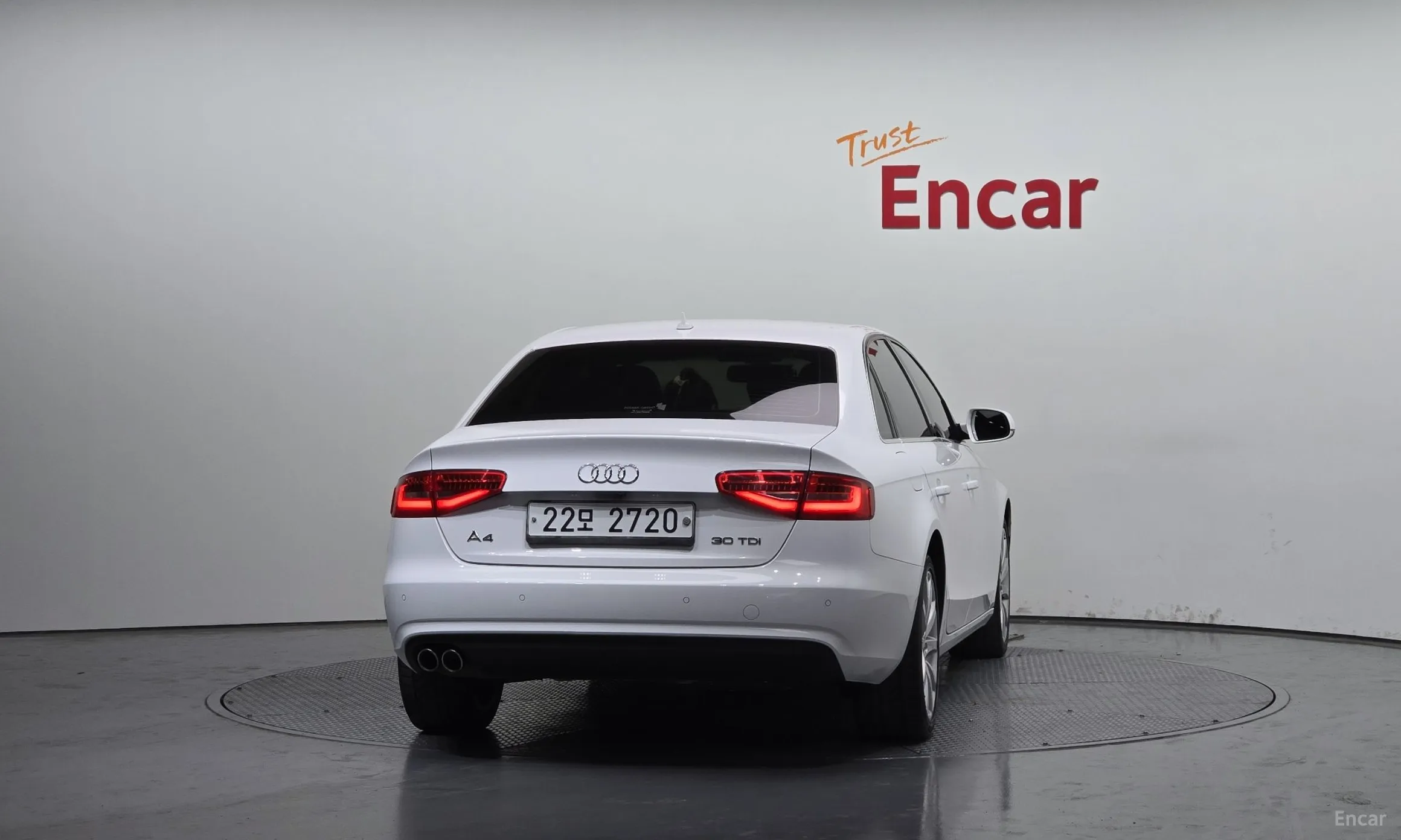 Audi New A4 превью 3