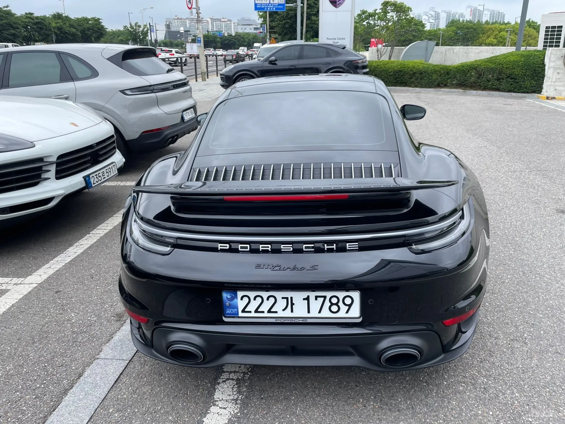 Porsche 911 (992) превью 3