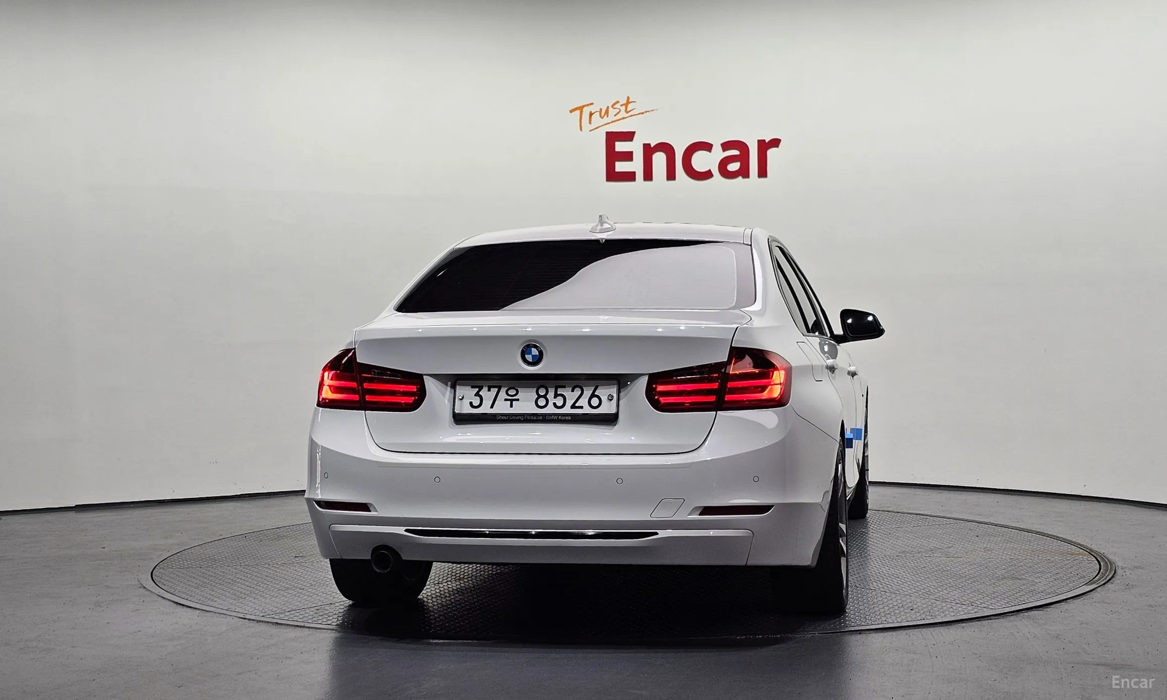 BMW 3 Series (F30) превью 3