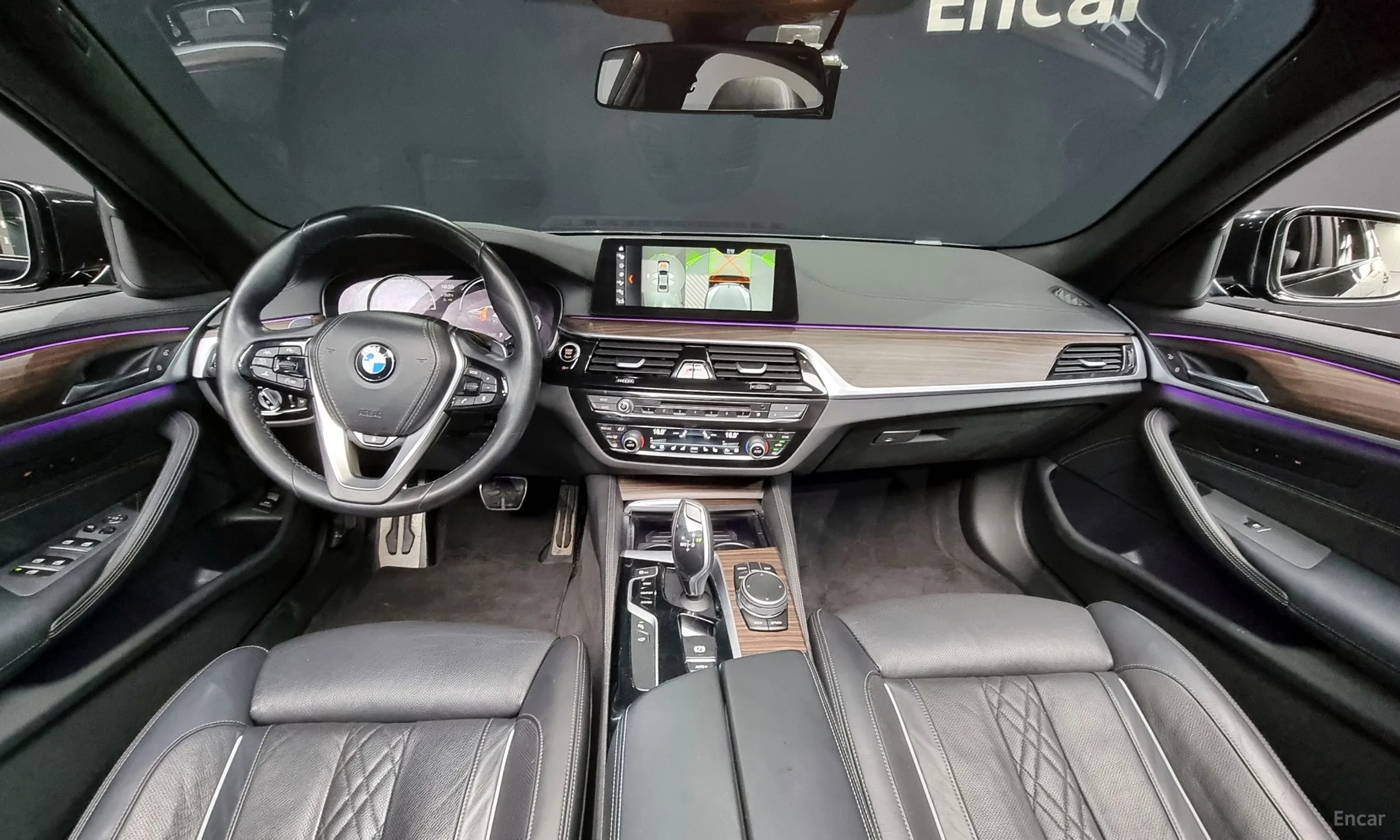 BMW 5 Series (G30) превью 4