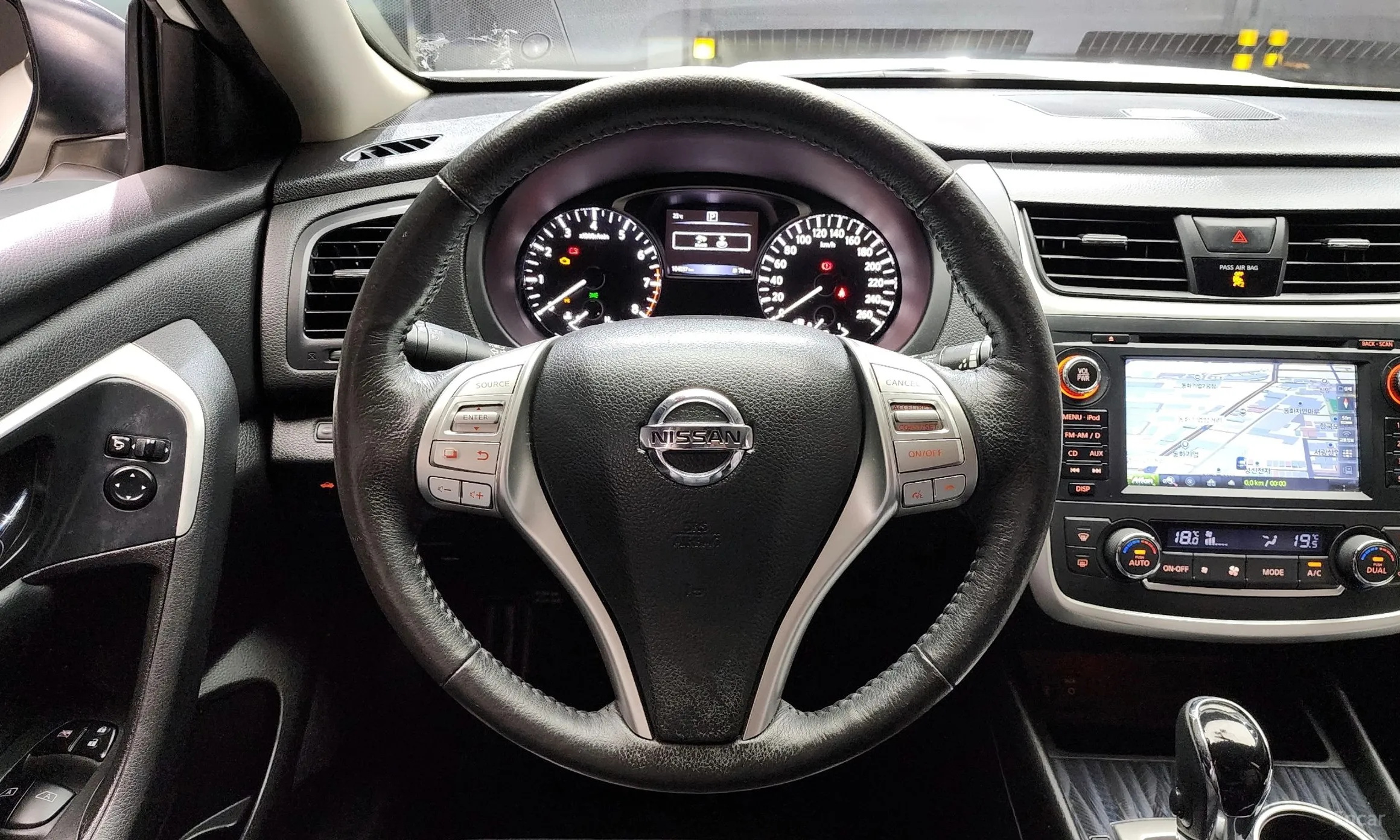 Nissan Altima превью 13