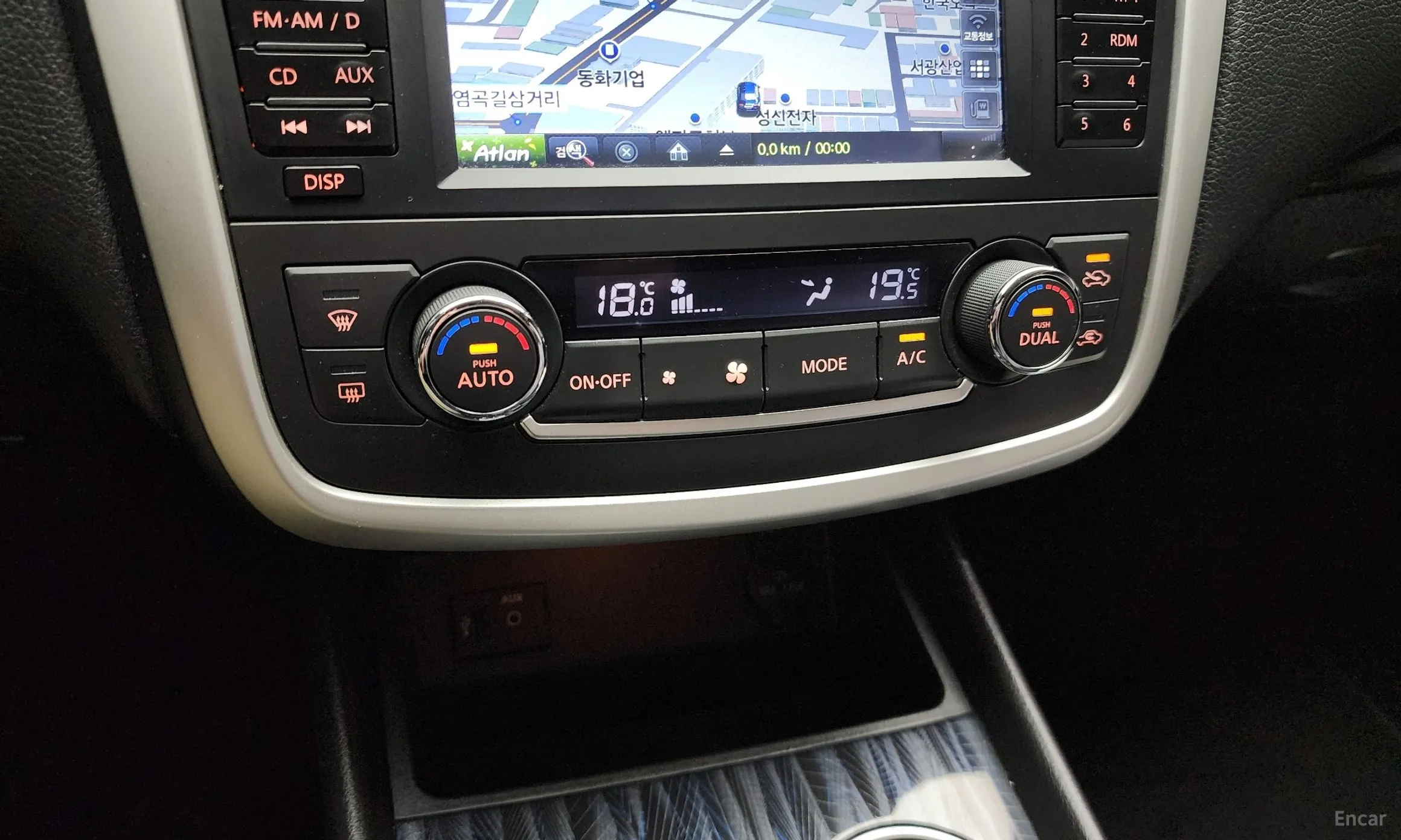 Nissan Altima превью 16