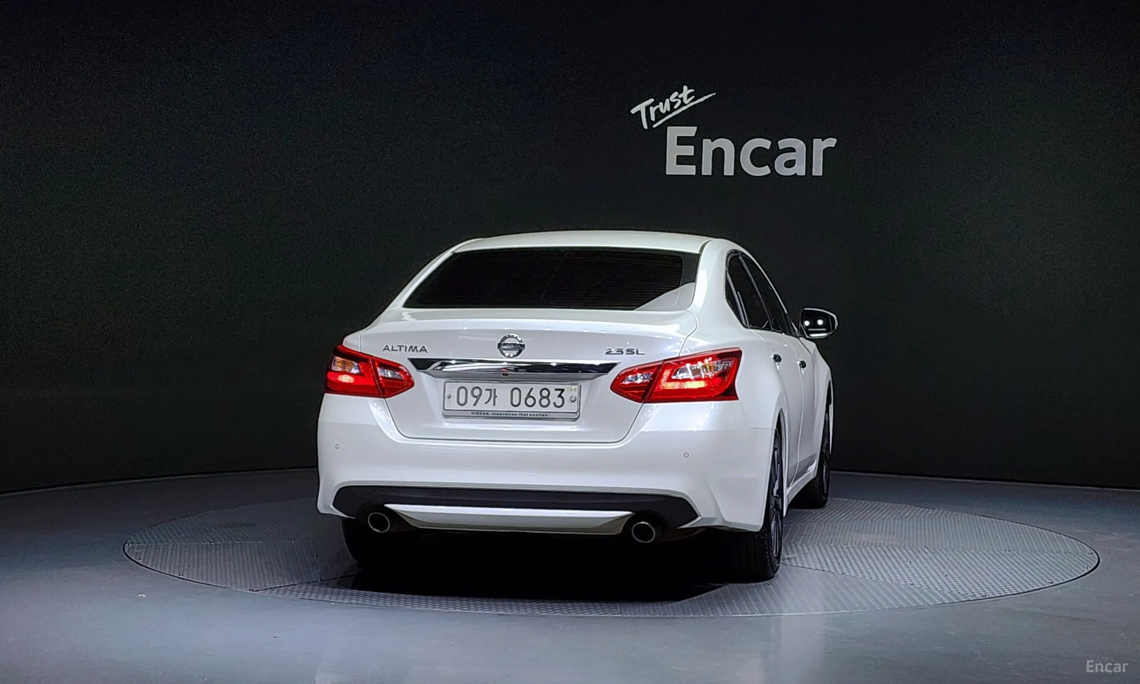 Nissan Altima превью 4