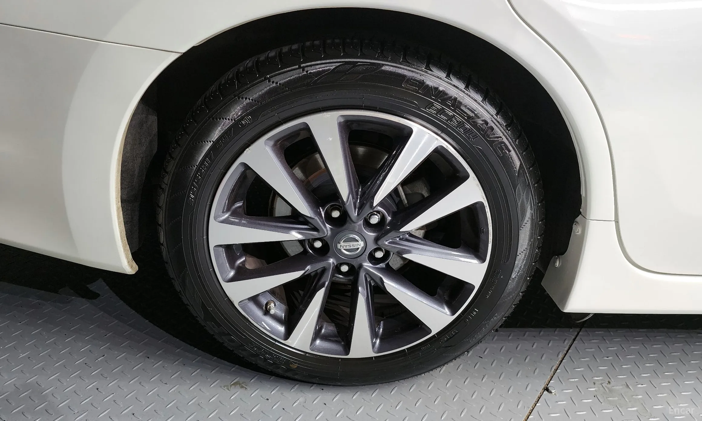 Nissan Altima превью 5