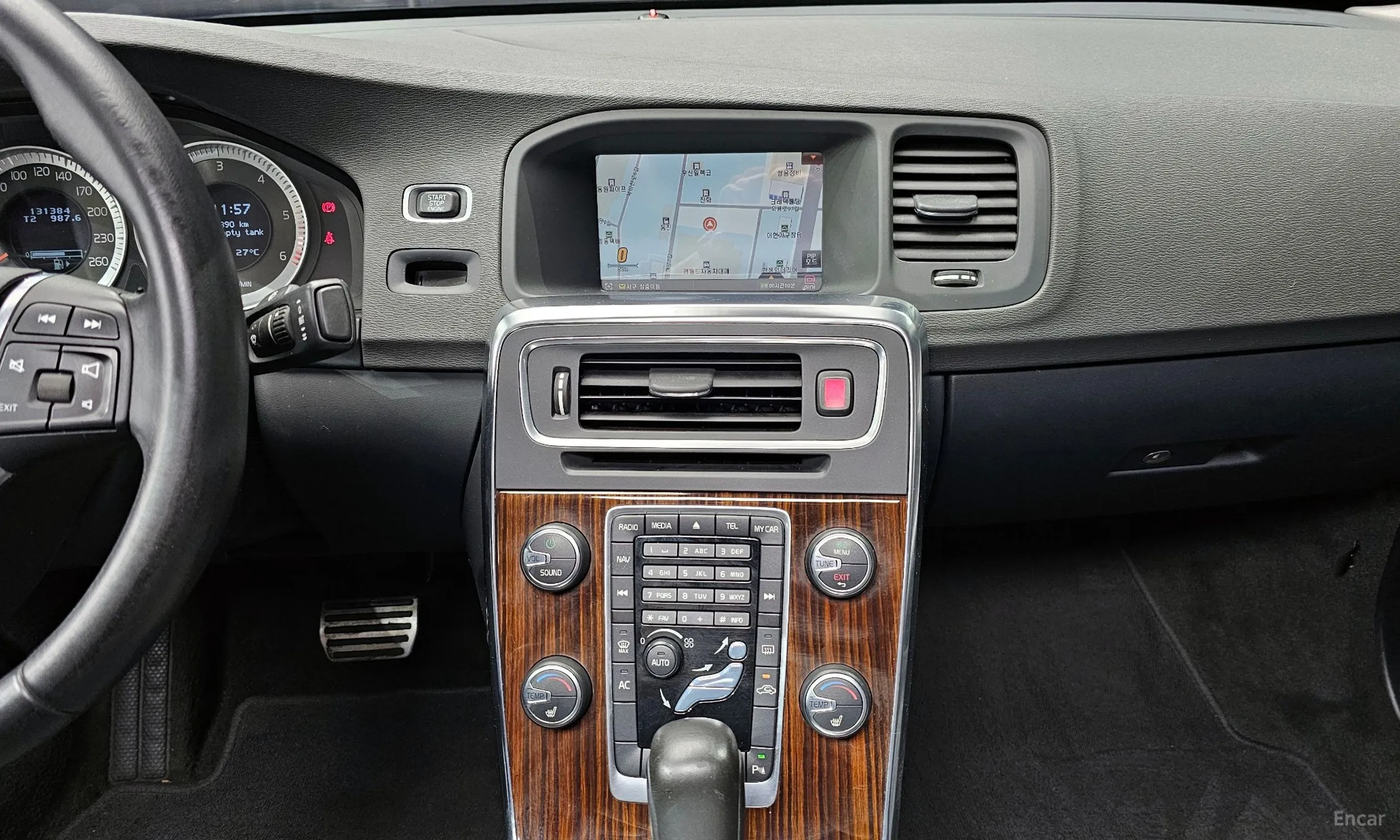 Volvo S60 превью 16