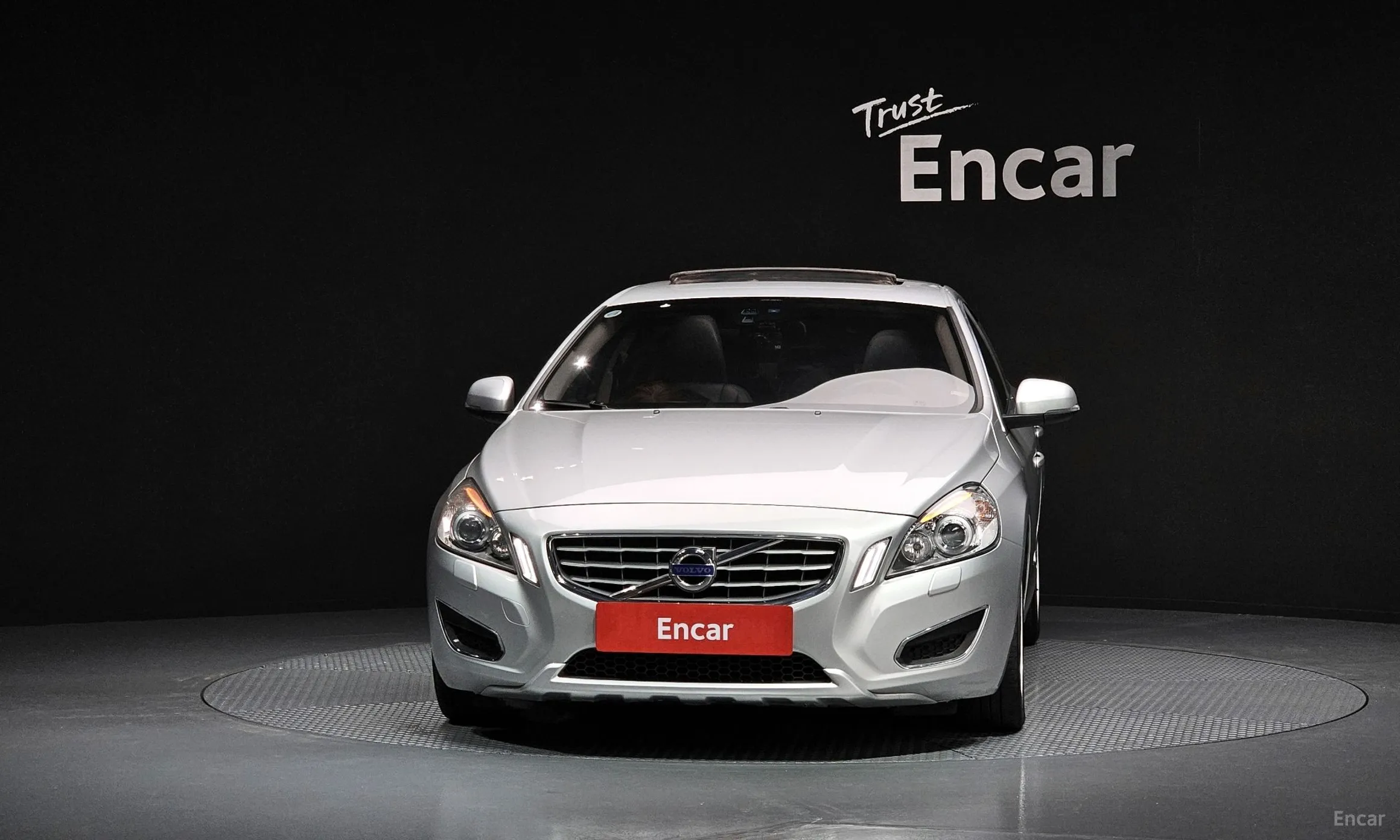 Volvo S60 превью 3